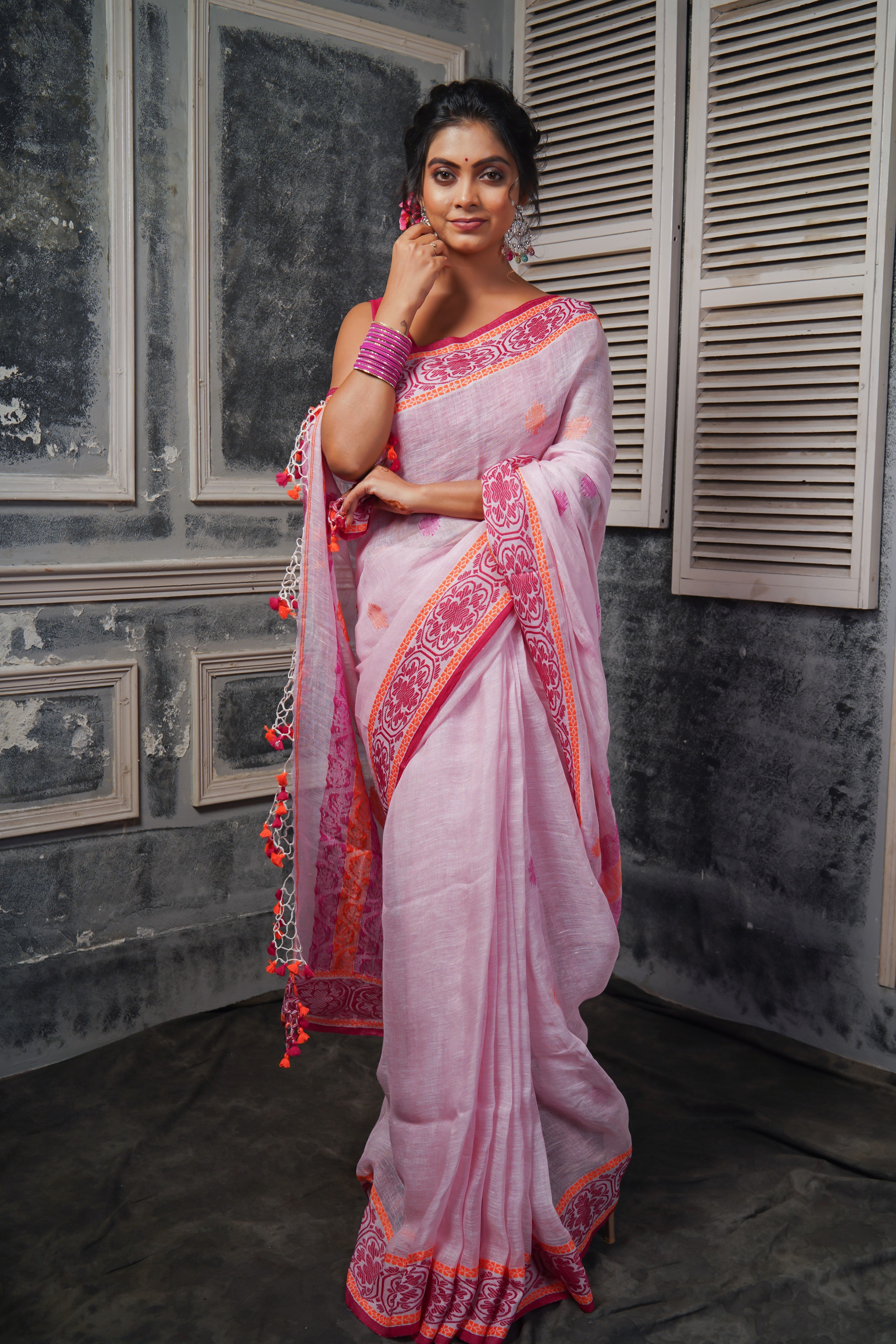 Baby Pink & Rani Linen Hand Woven Jamdani Saree