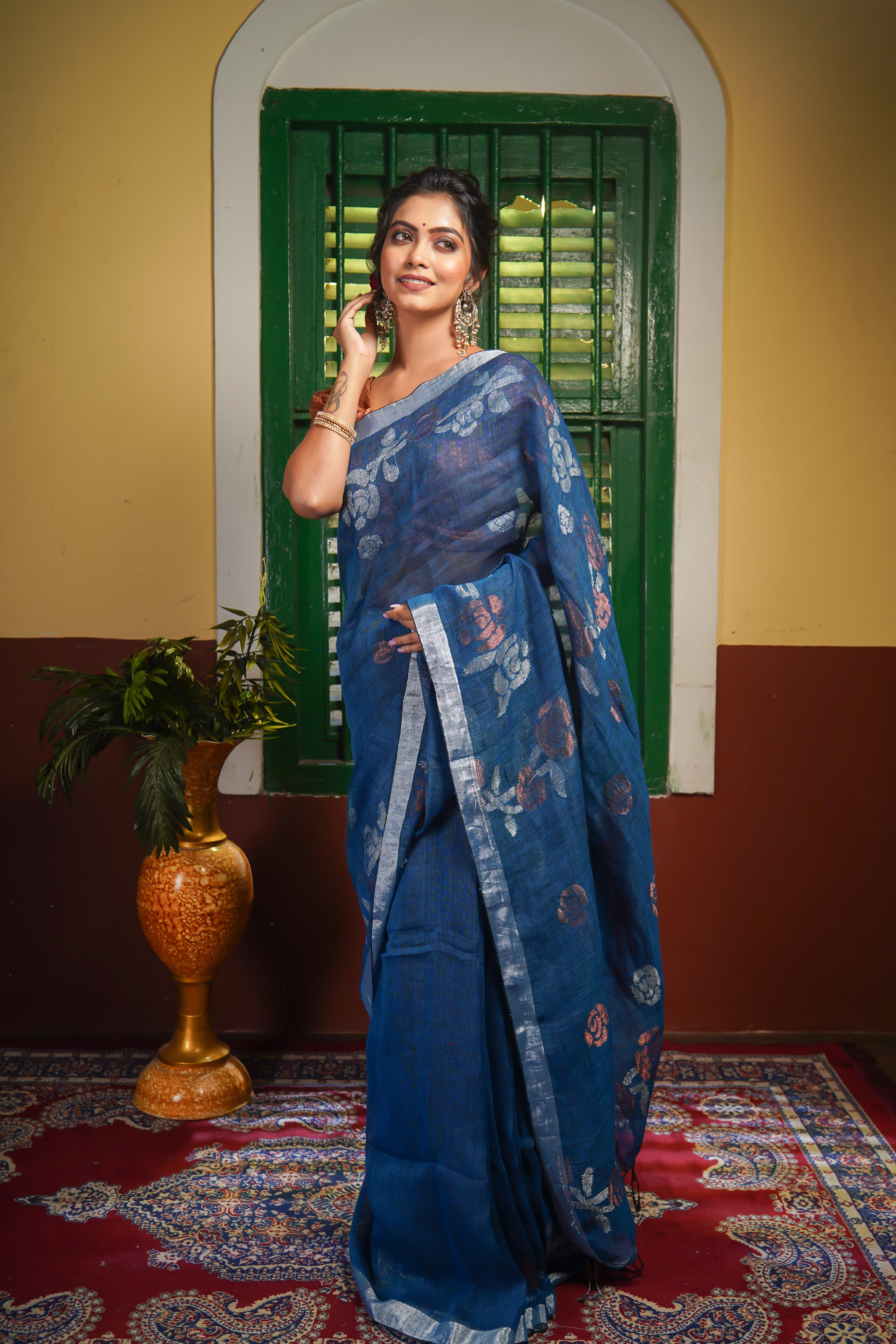 Blue Rose Linen Hand Woven Jamdani Saree