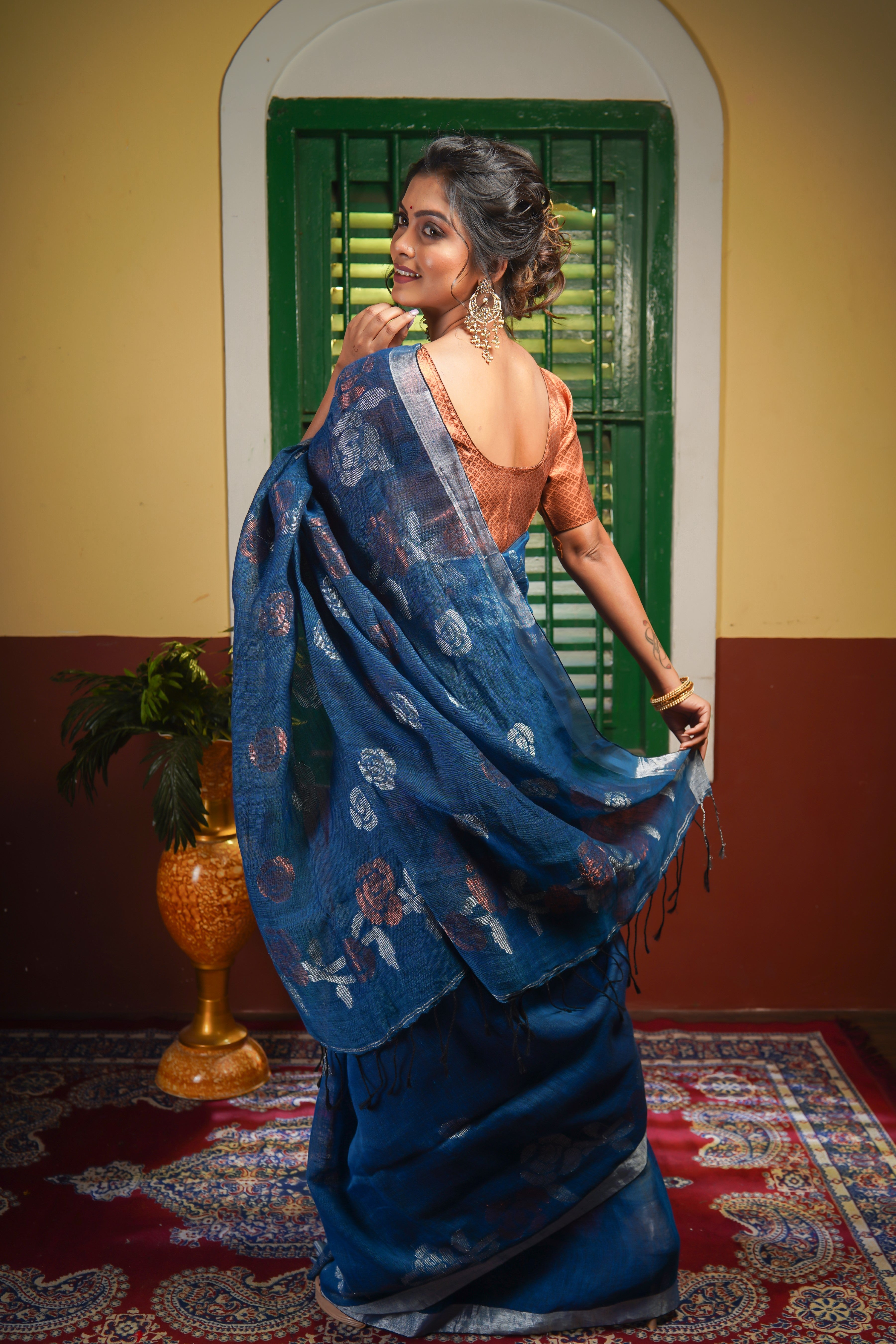 Blue Rose Linen Hand Woven Jamdani Saree