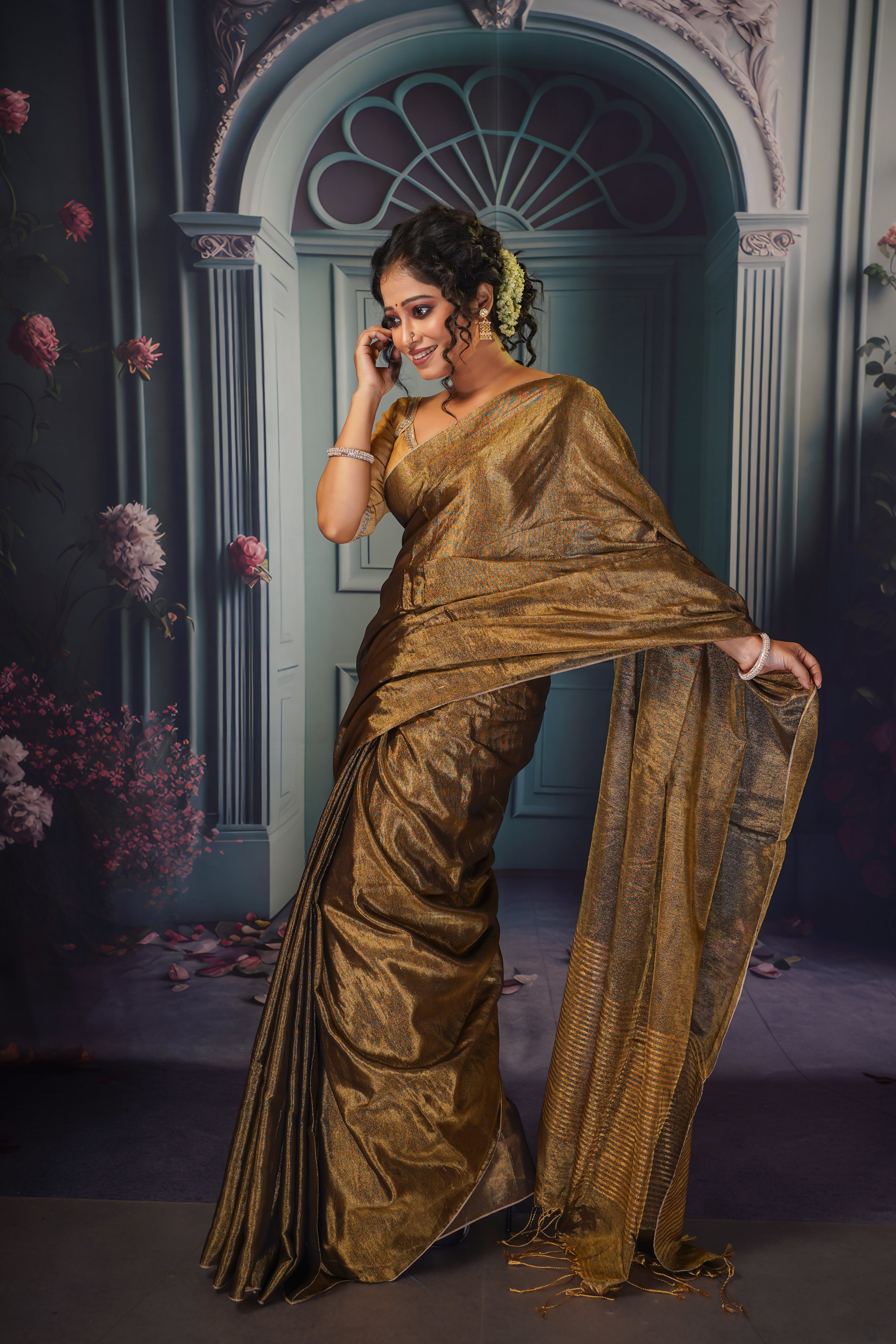 CHADNI Gold Dual tone tissue saree