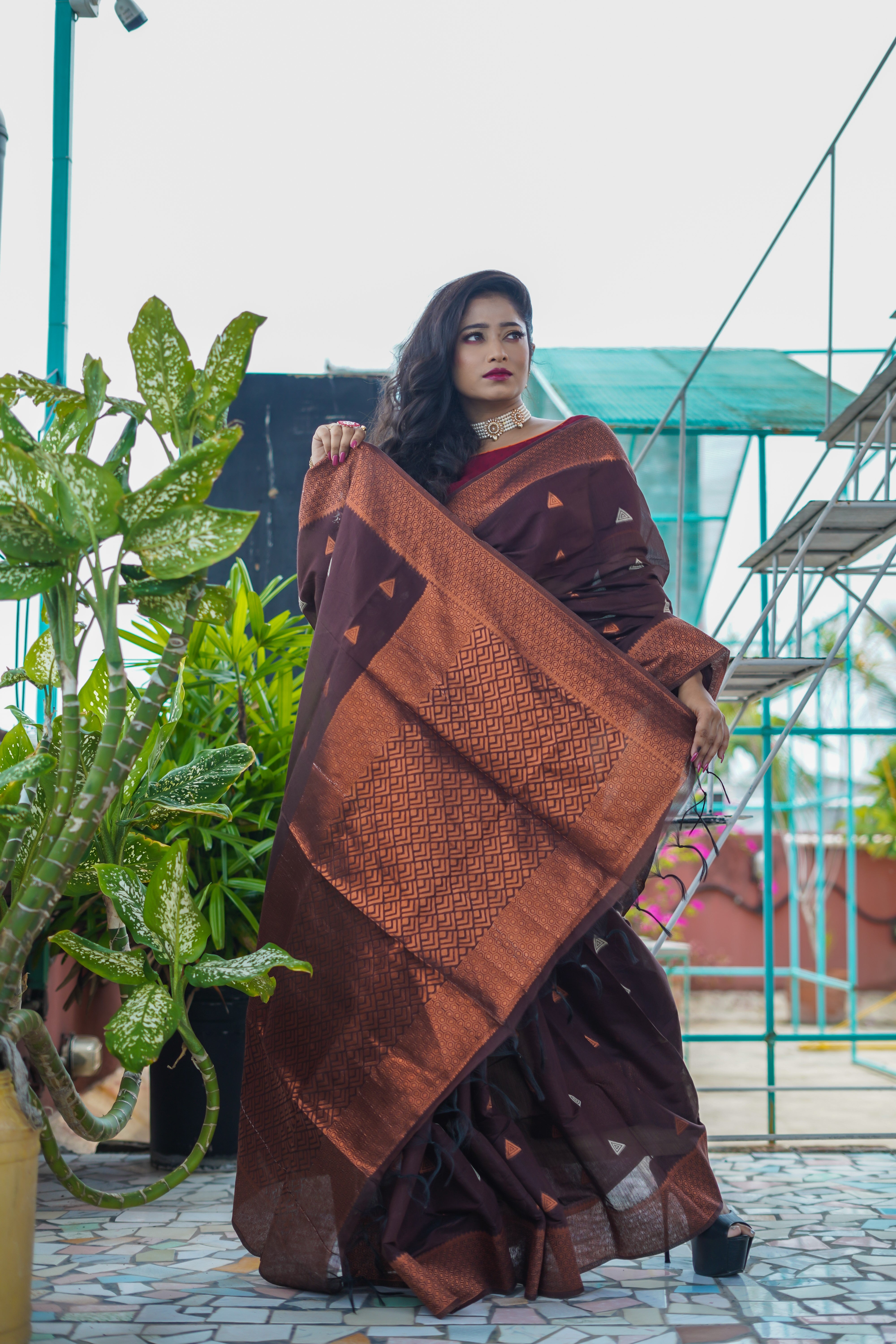 Chocolate Maheswari Silk Weaving Saree