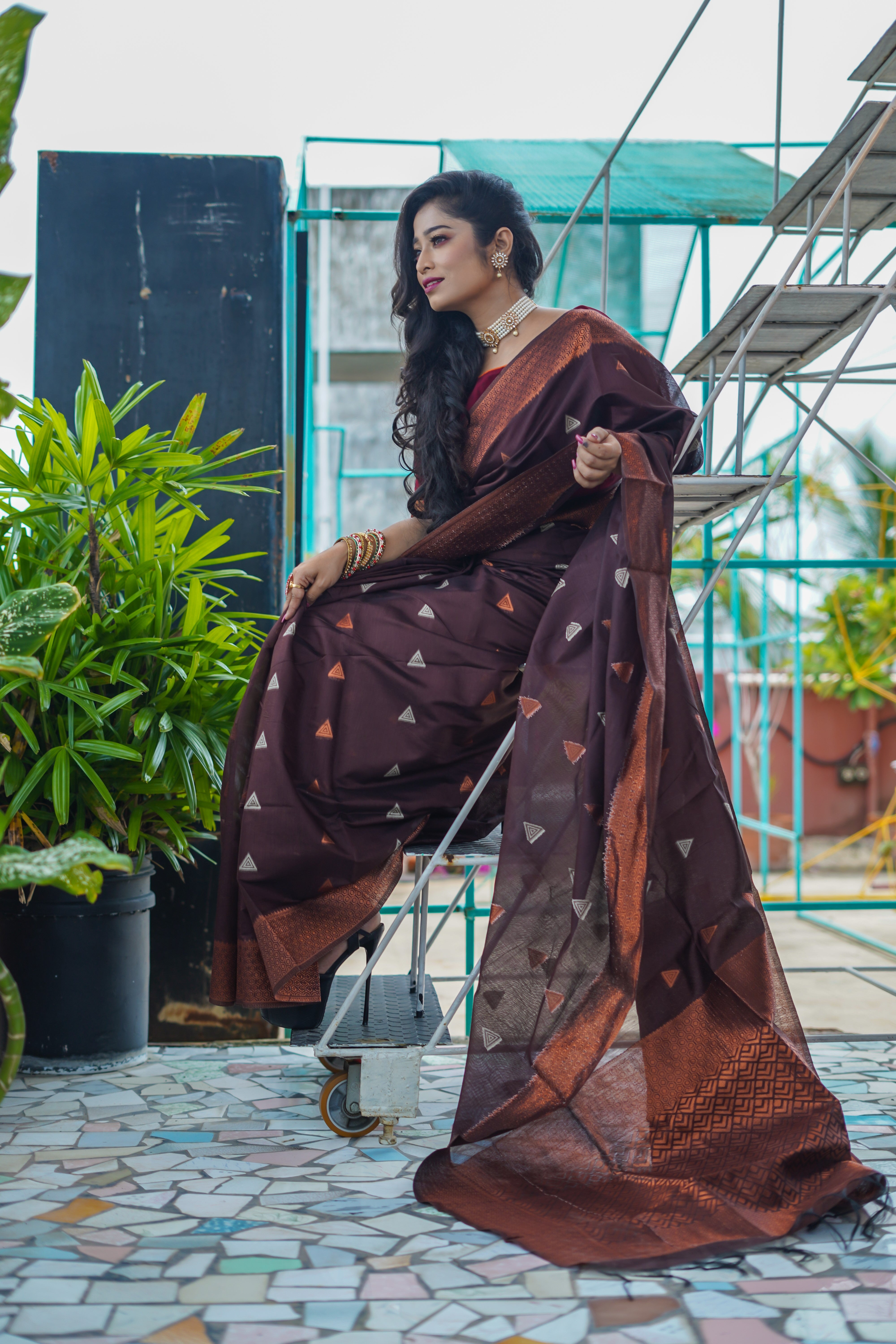 Chocolate Maheswari Silk Weaving Saree