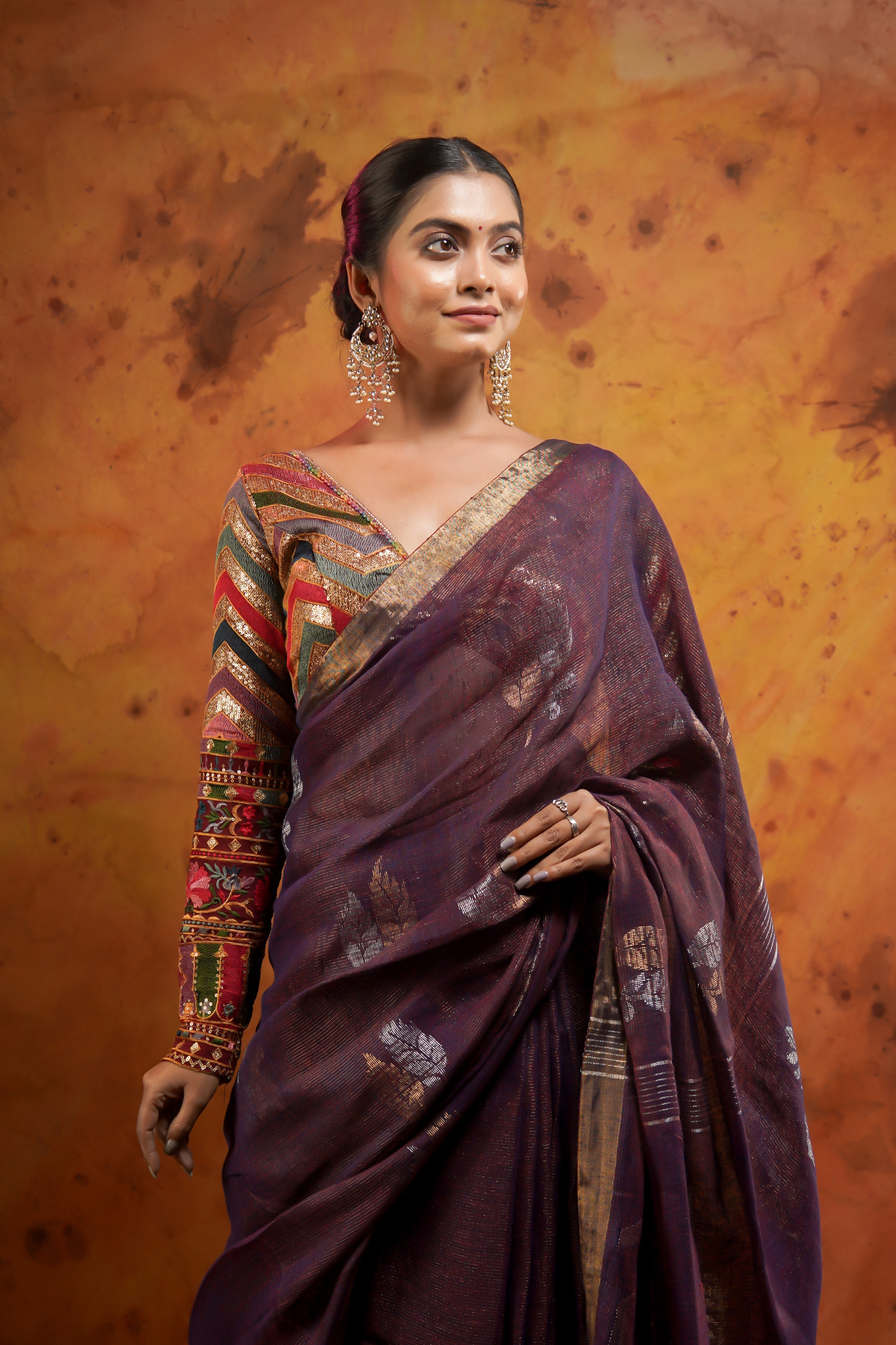 Dark Purple Pure Linen Hand woven Saree with Floral Design