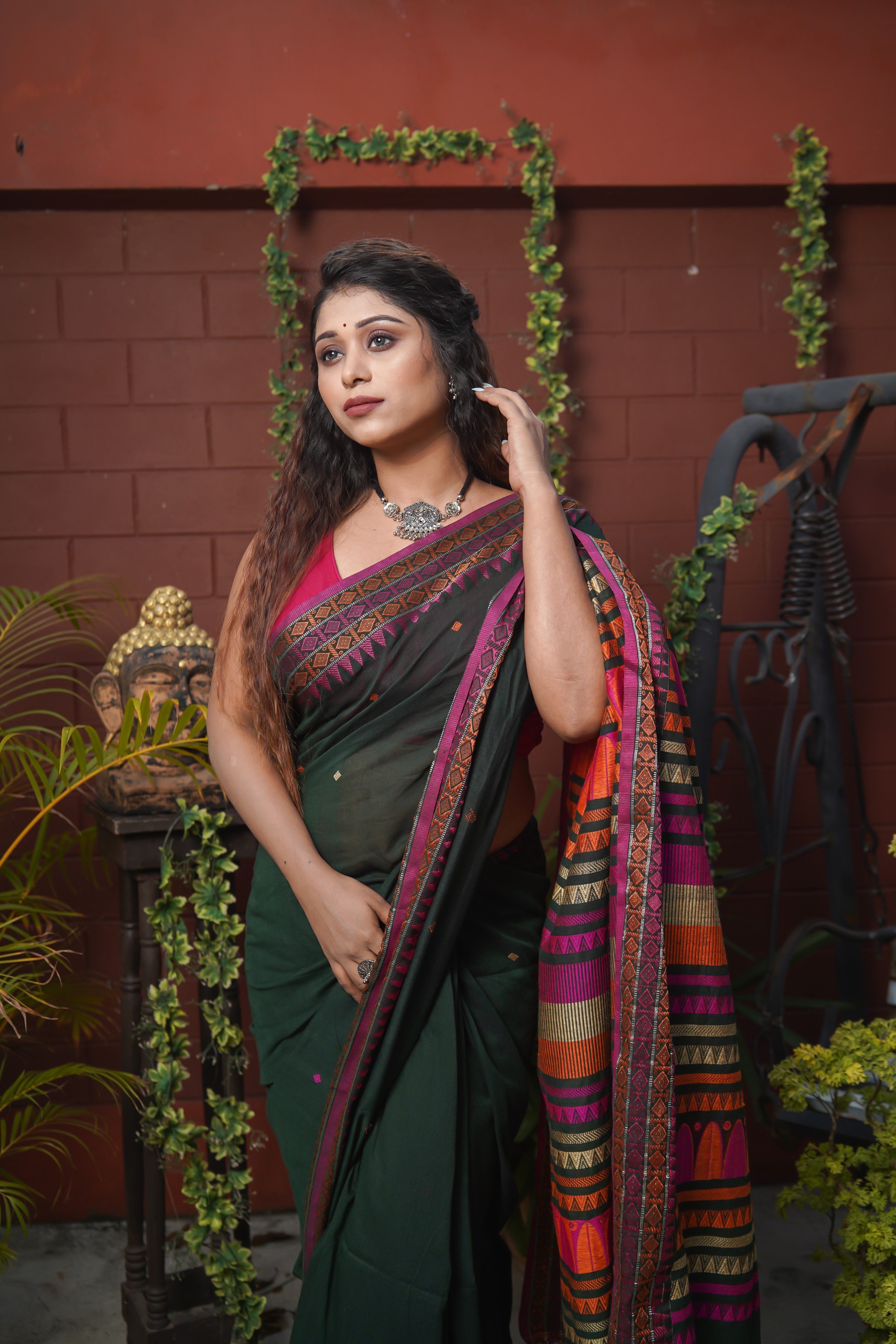 Pure Masrise Cotton Handwoven Saree-Deep Green