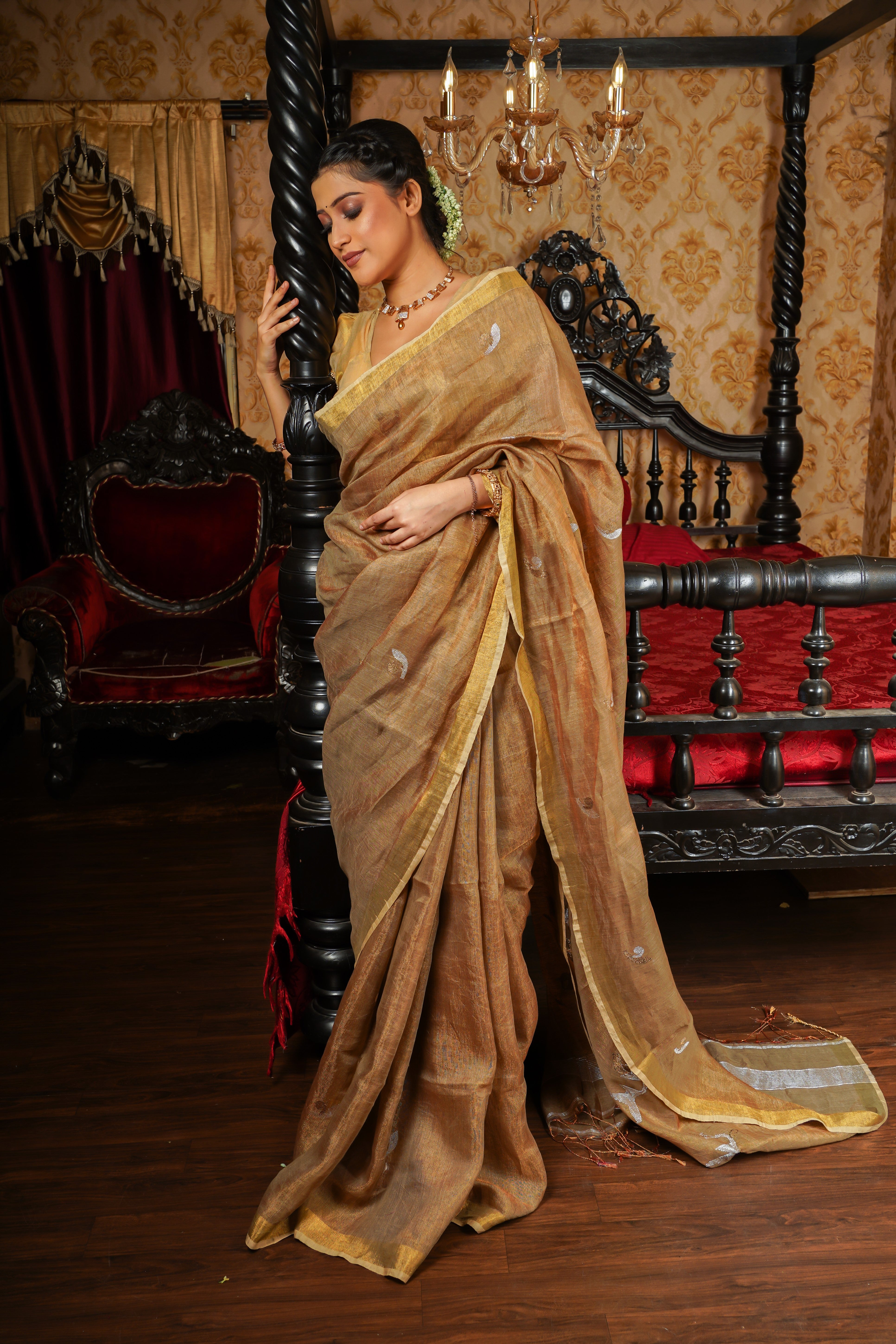 Gold pure tissue linen handwoven  tulip saree