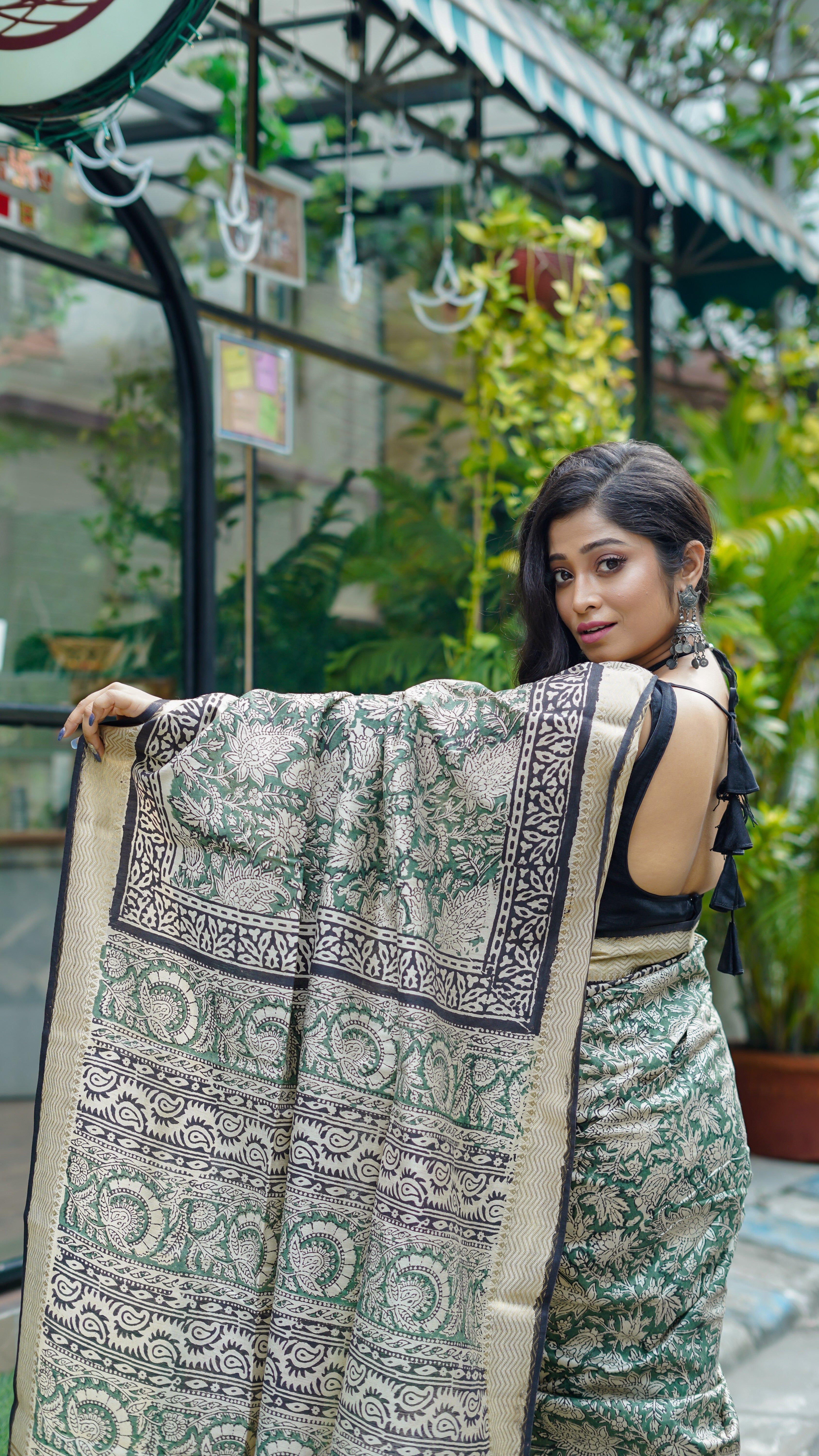 Green kalmkari printed pure Maheswari silk saree