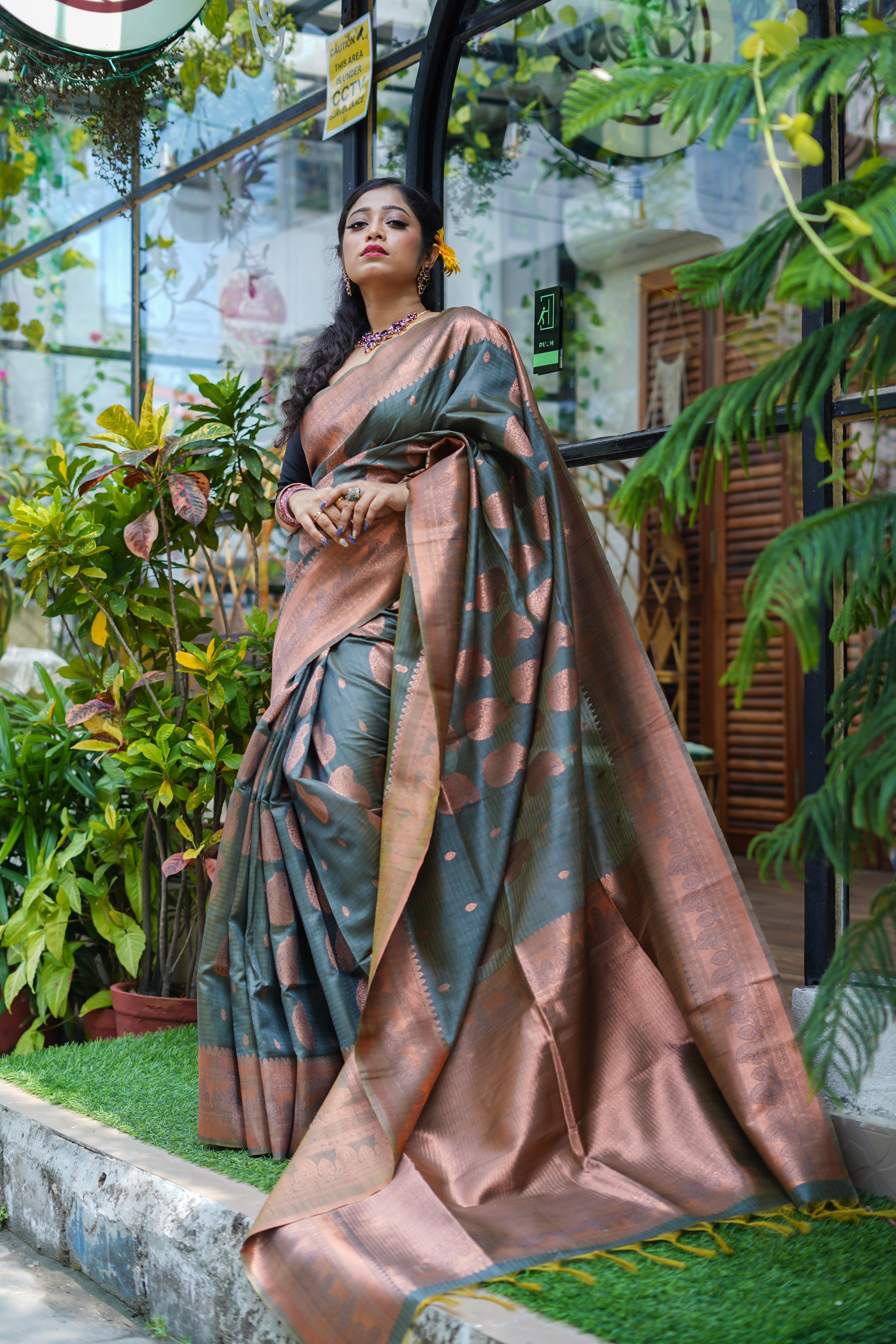 Grey ghicha weaving saree