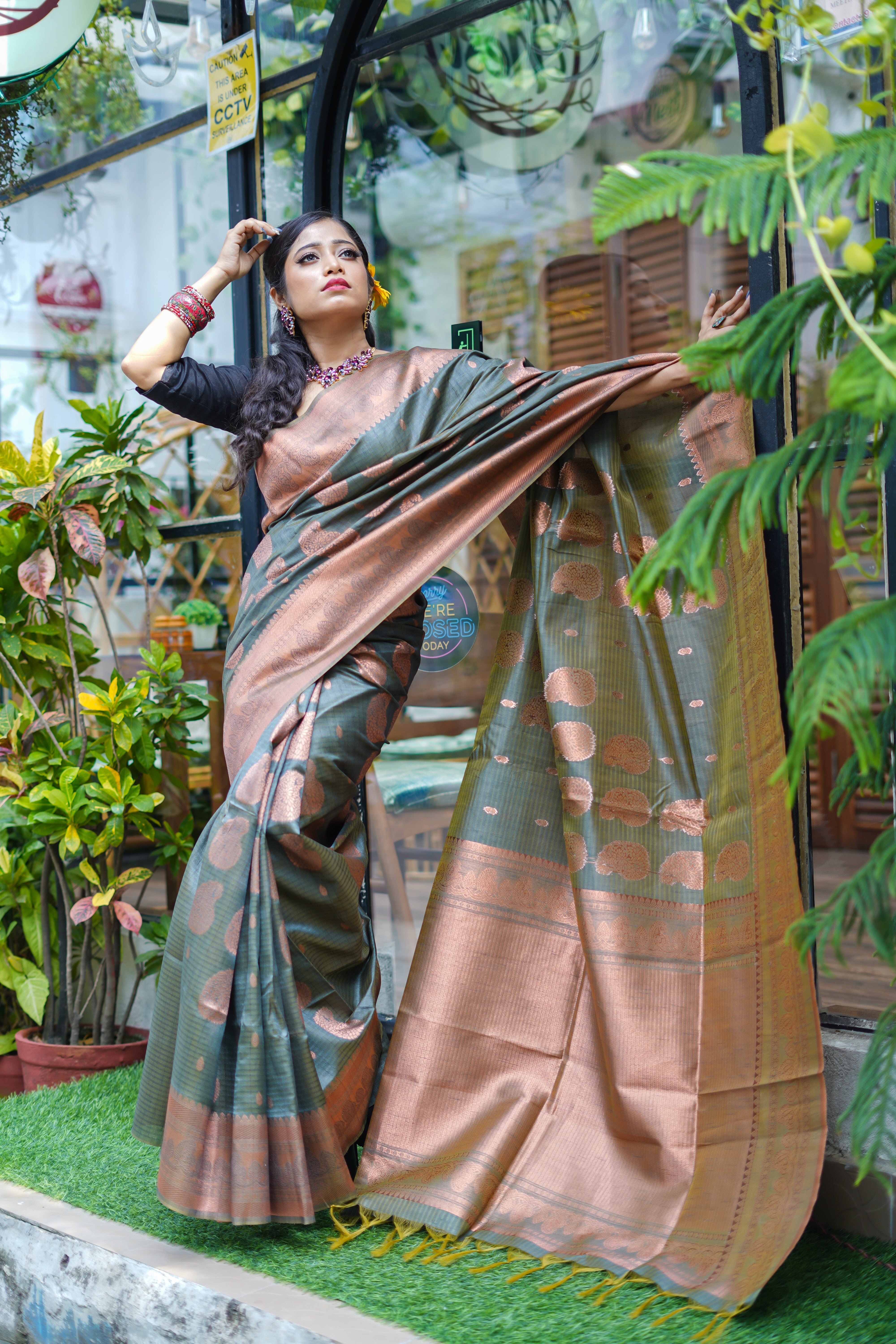 Grey ghicha weaving saree