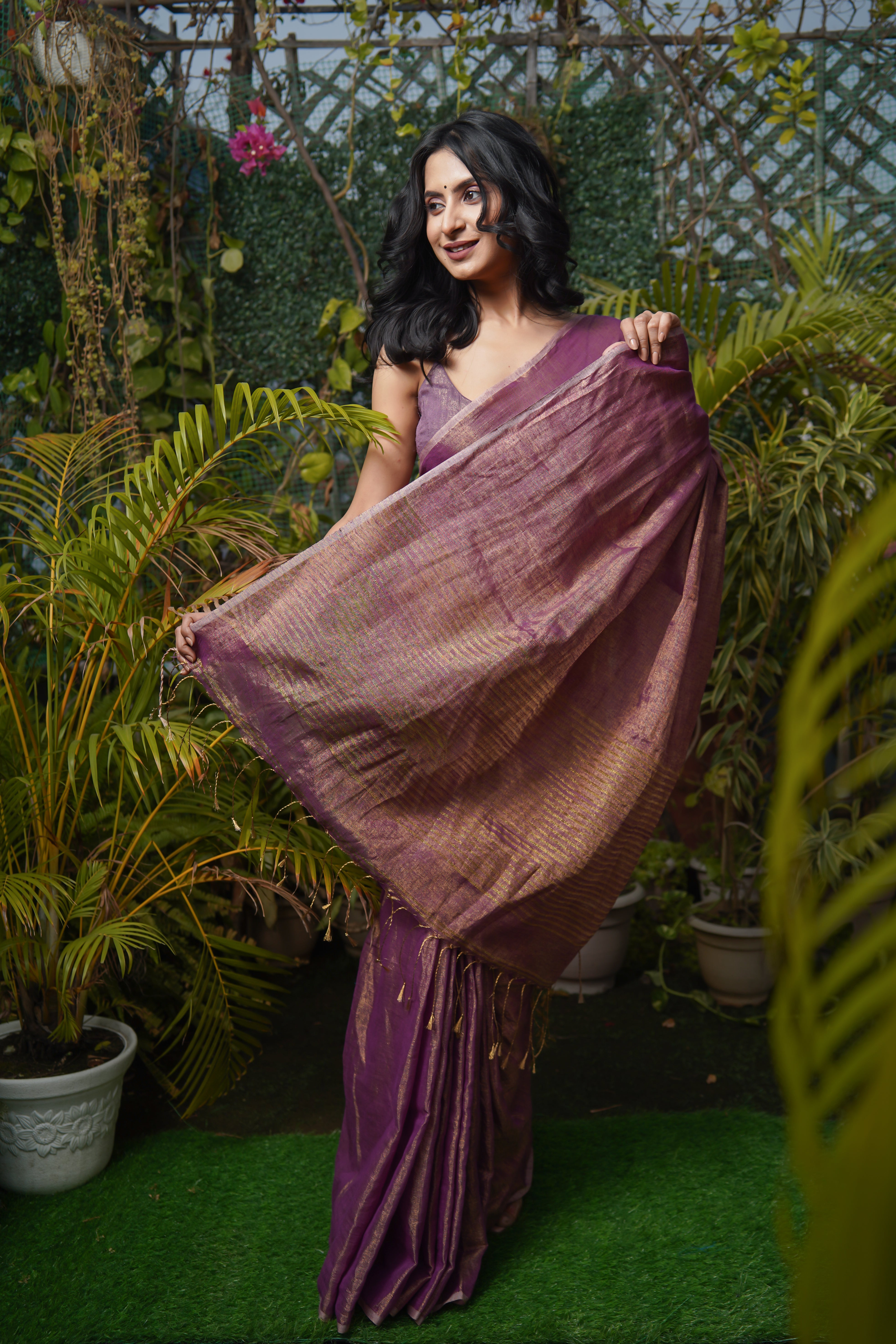 Dark Copper Dual Tone Tissue Saree