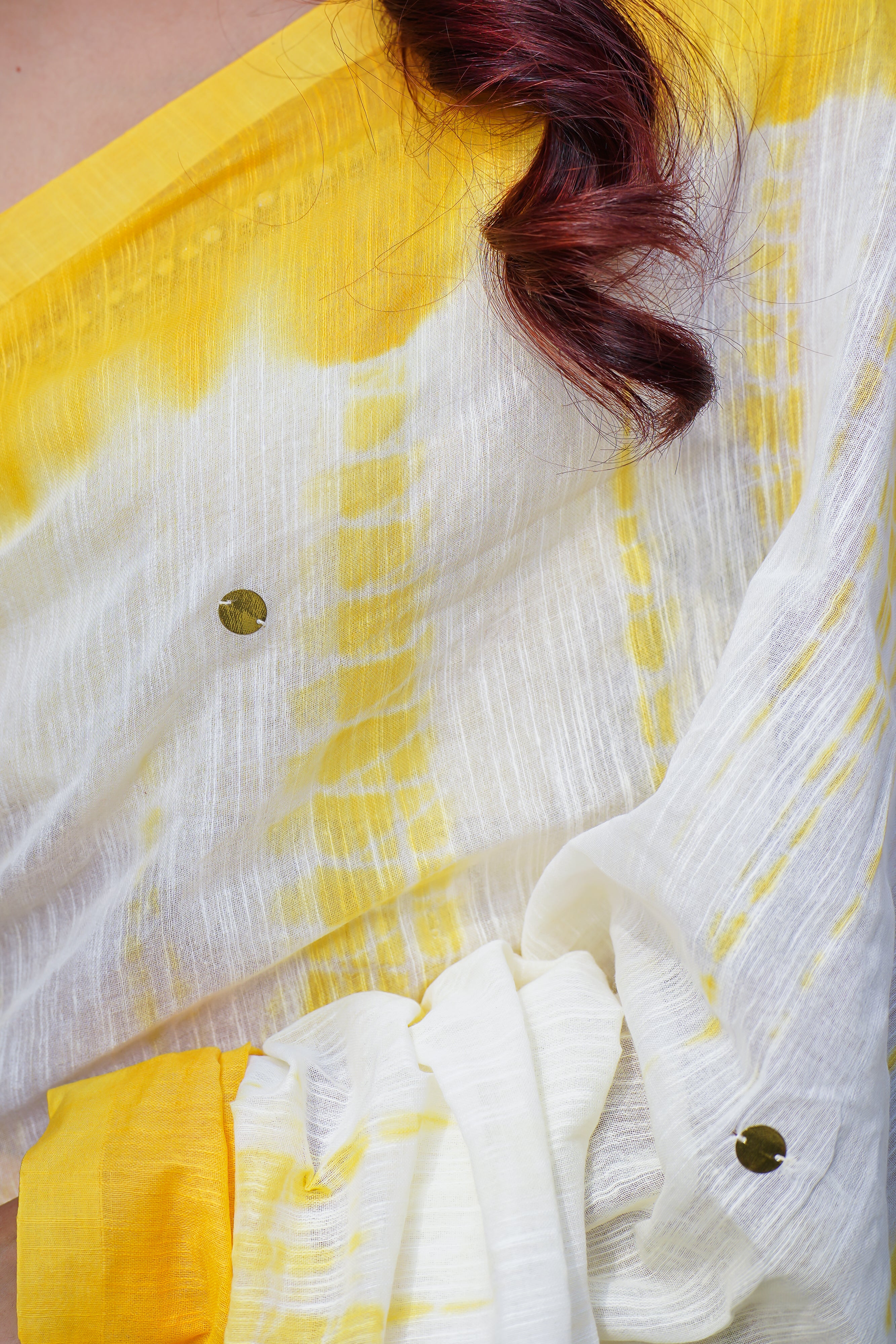 White & Yellow Shibori Gini Work Pure Mul Cotton Saree