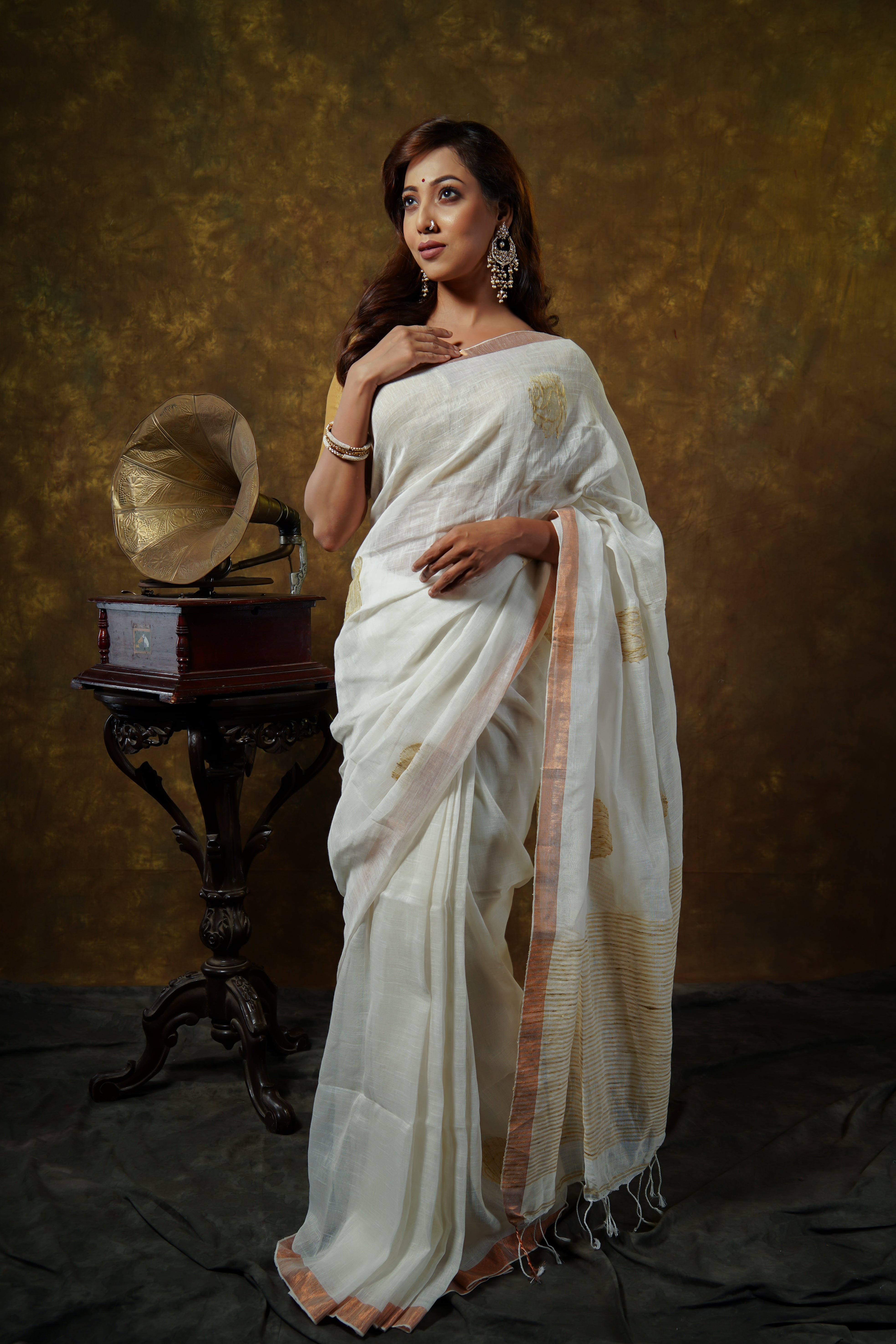 White Rose motive pure linen hand woven saree