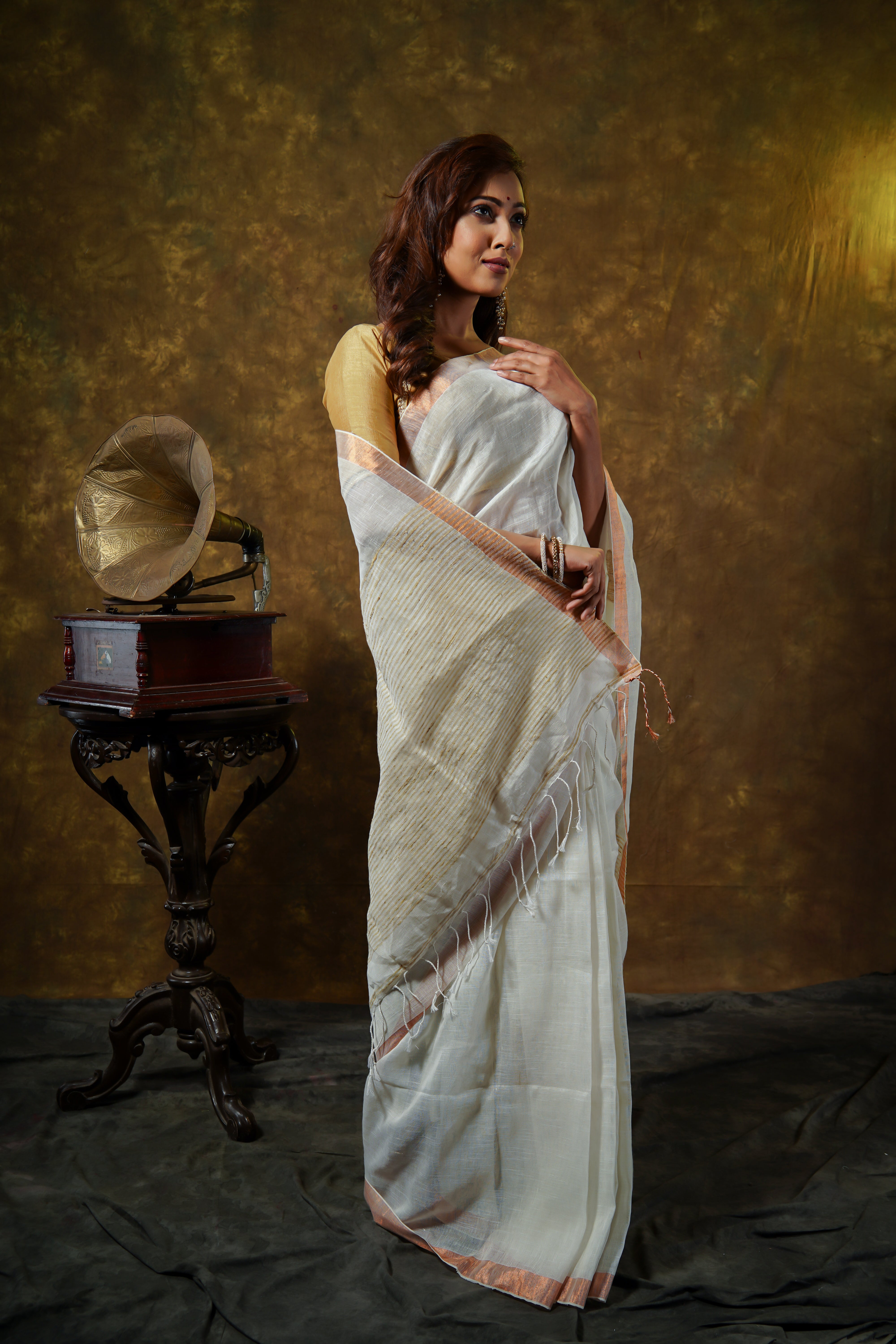 White Rose motive pure linen hand woven saree