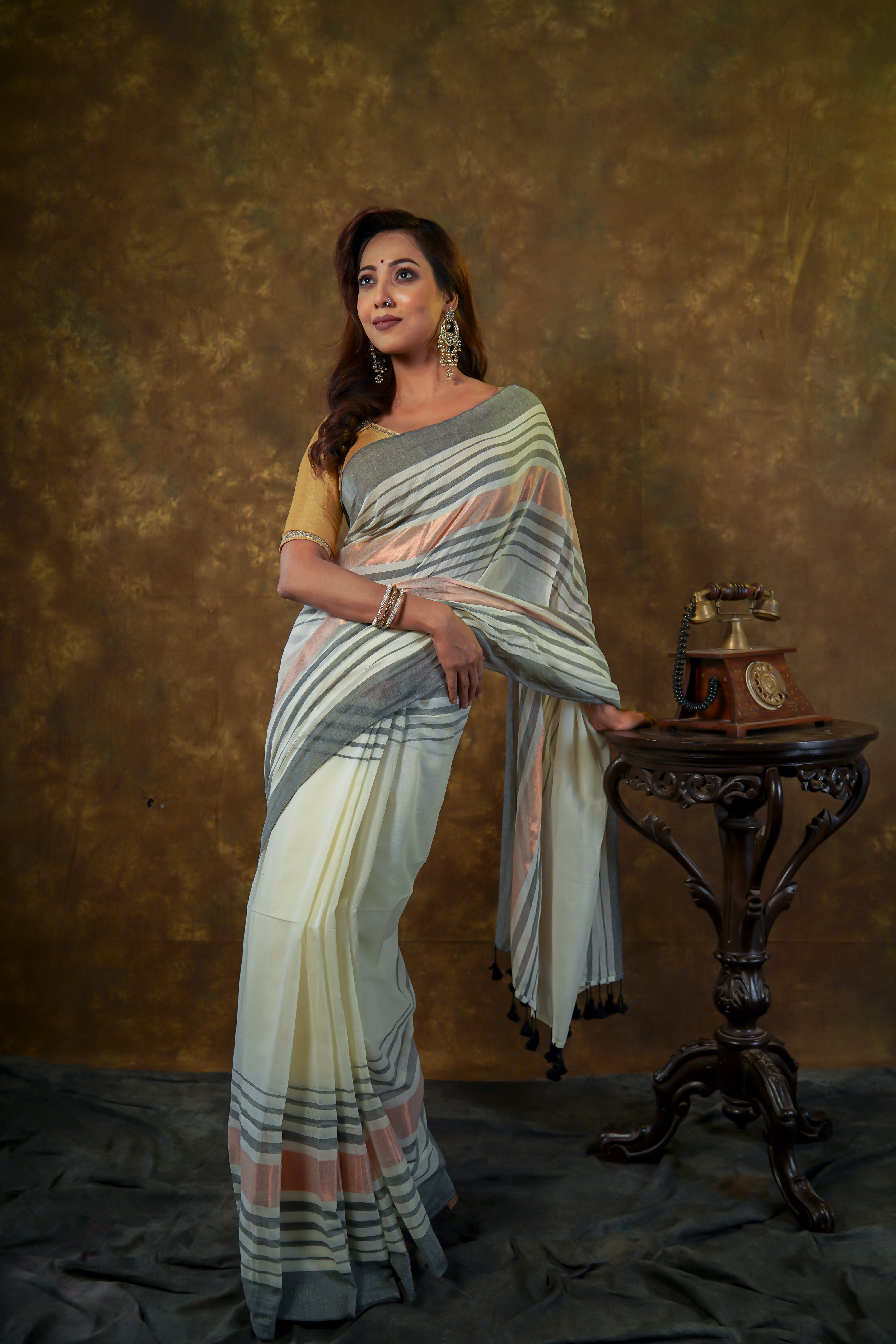 White & Grey Pure Mul Cotton Saree