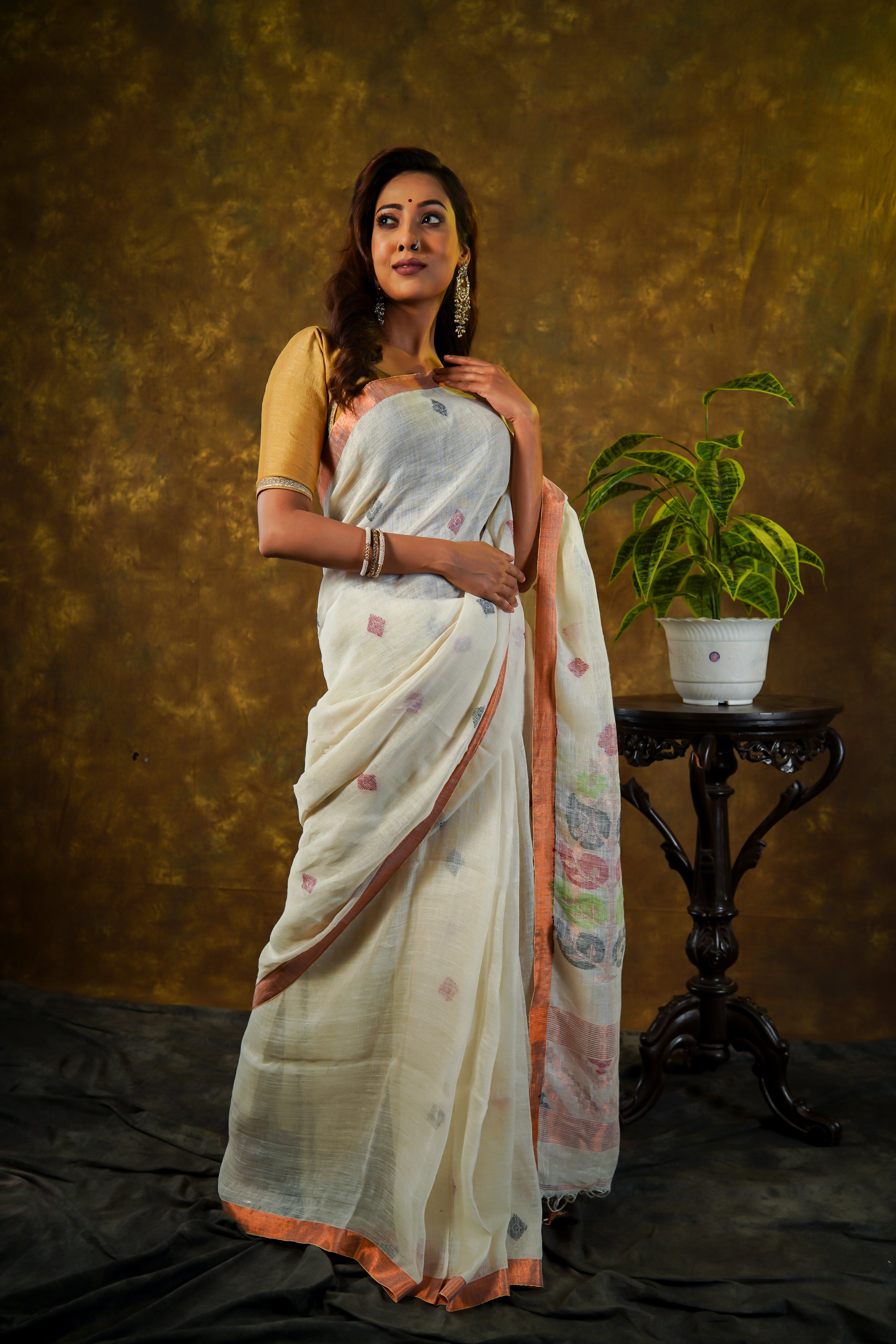 White floral pure linen handwoven saree