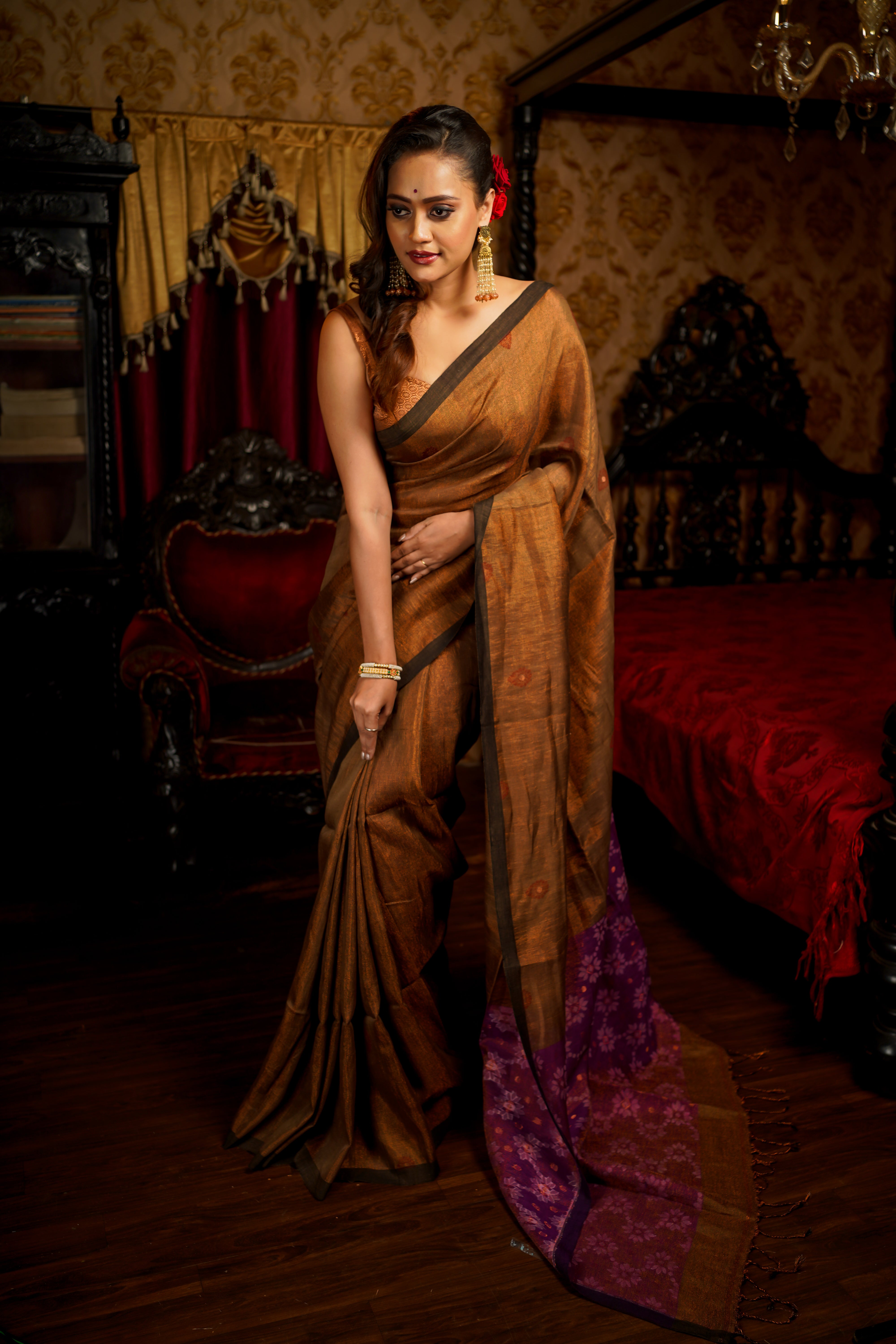 Gold pure tissue Mina linen handwoven jamdani saree