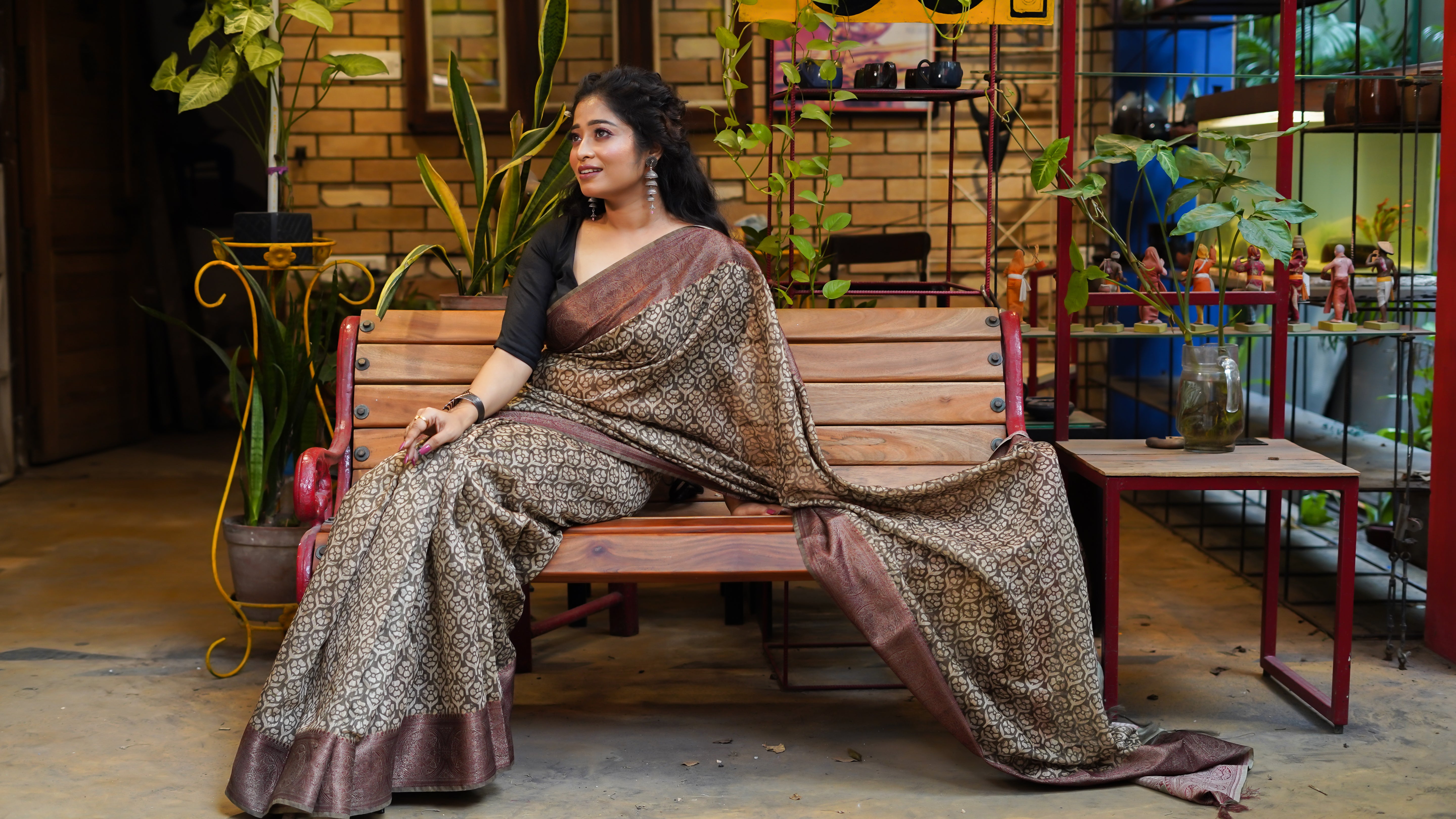 Khaki paisley bangalori silk saree