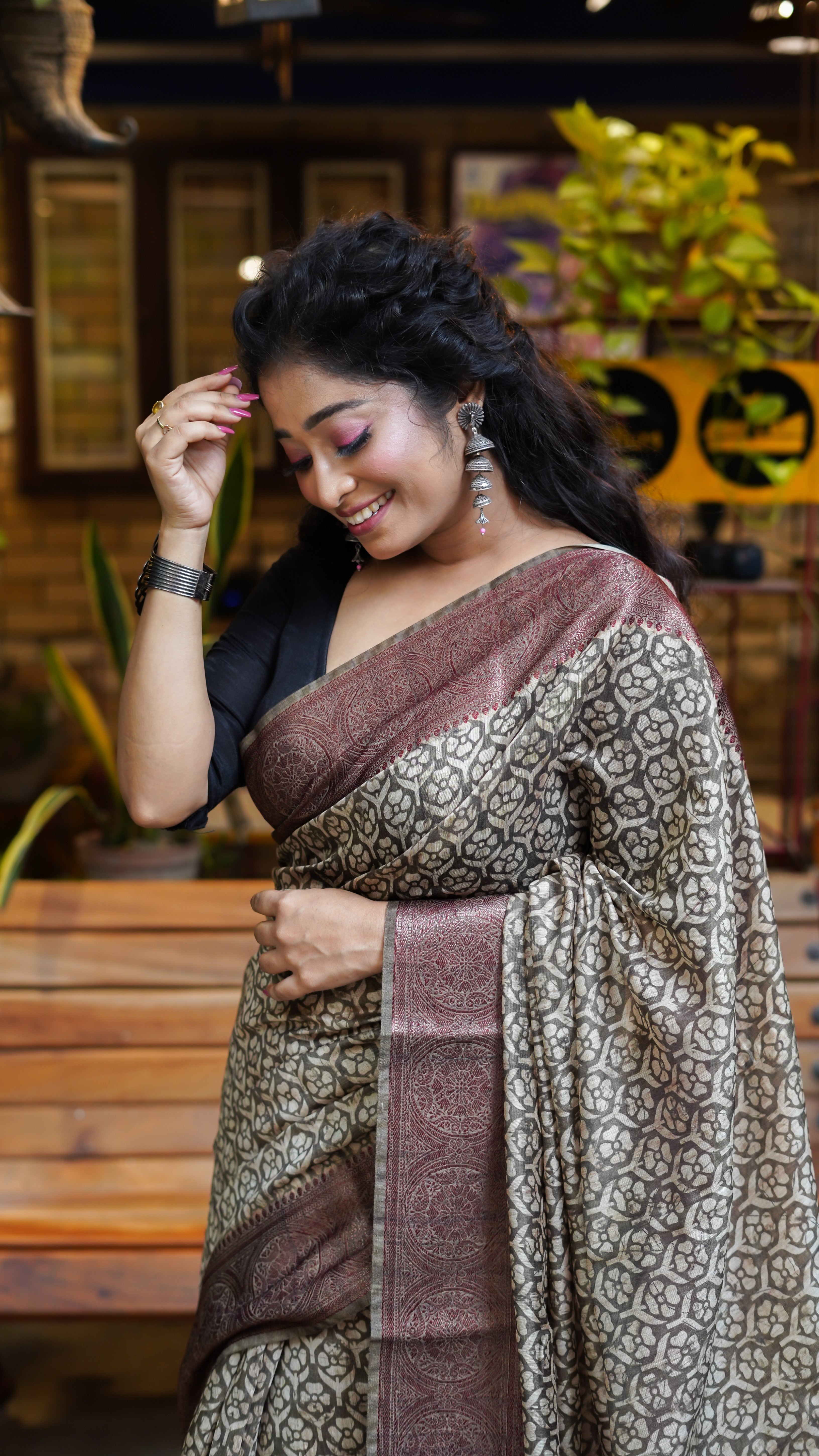 Khaki paisley bangalori silk saree