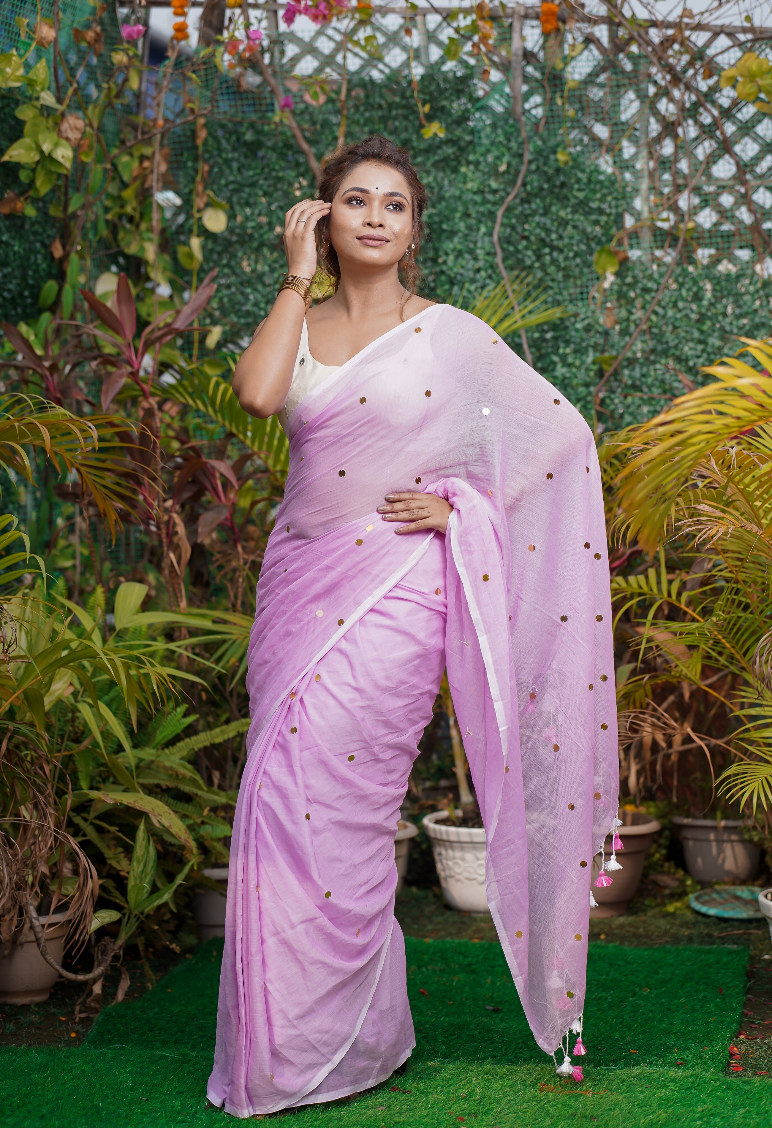 Mulmul Cotton Ginni Work Saree - Light Purple