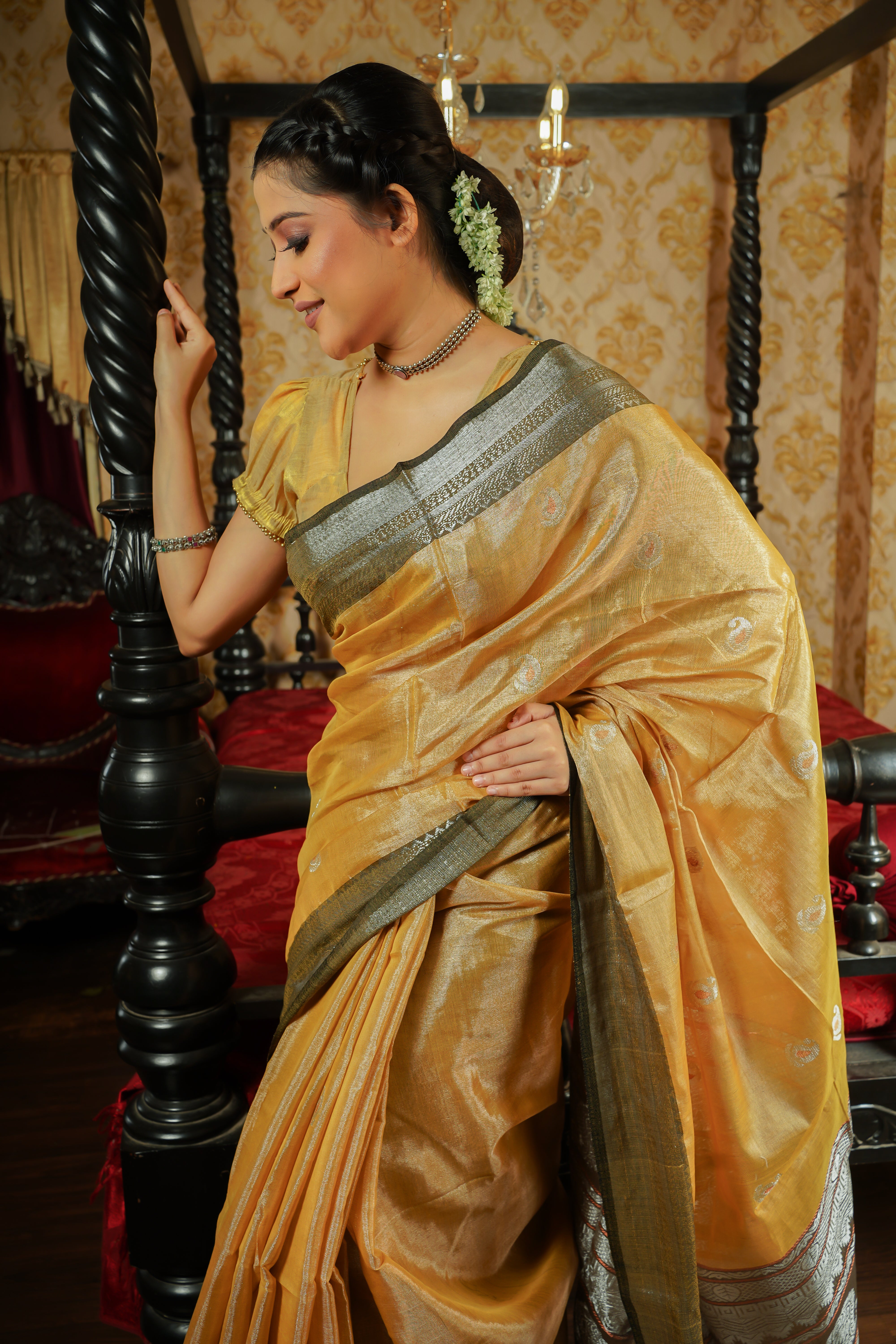 Metallic Gold pure tissue linen handwoven Jamdani saree