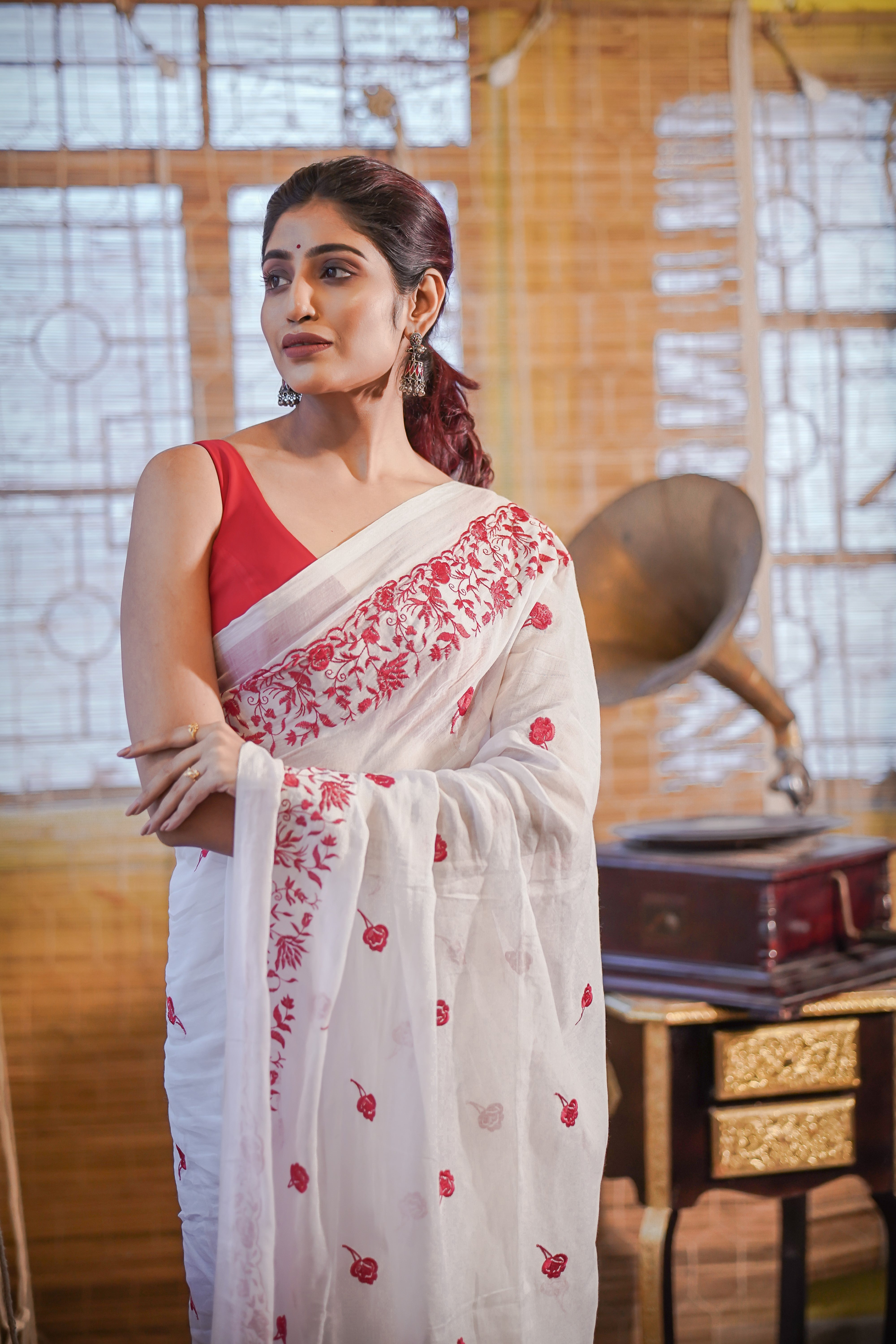 Mul Mul Cotton Embroidery Saree- White & Red