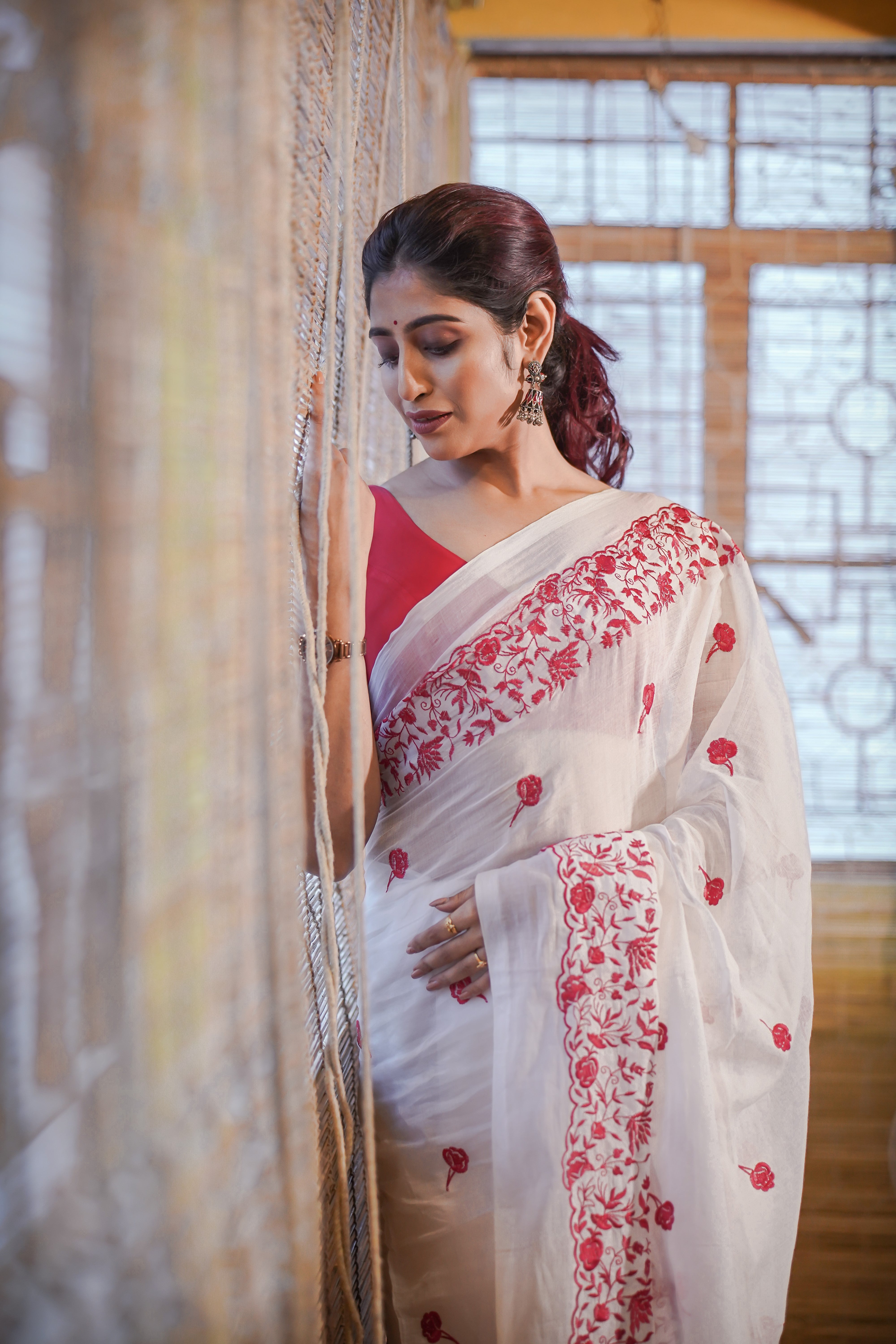 Mul Mul Cotton Embroidery Saree- White & Red