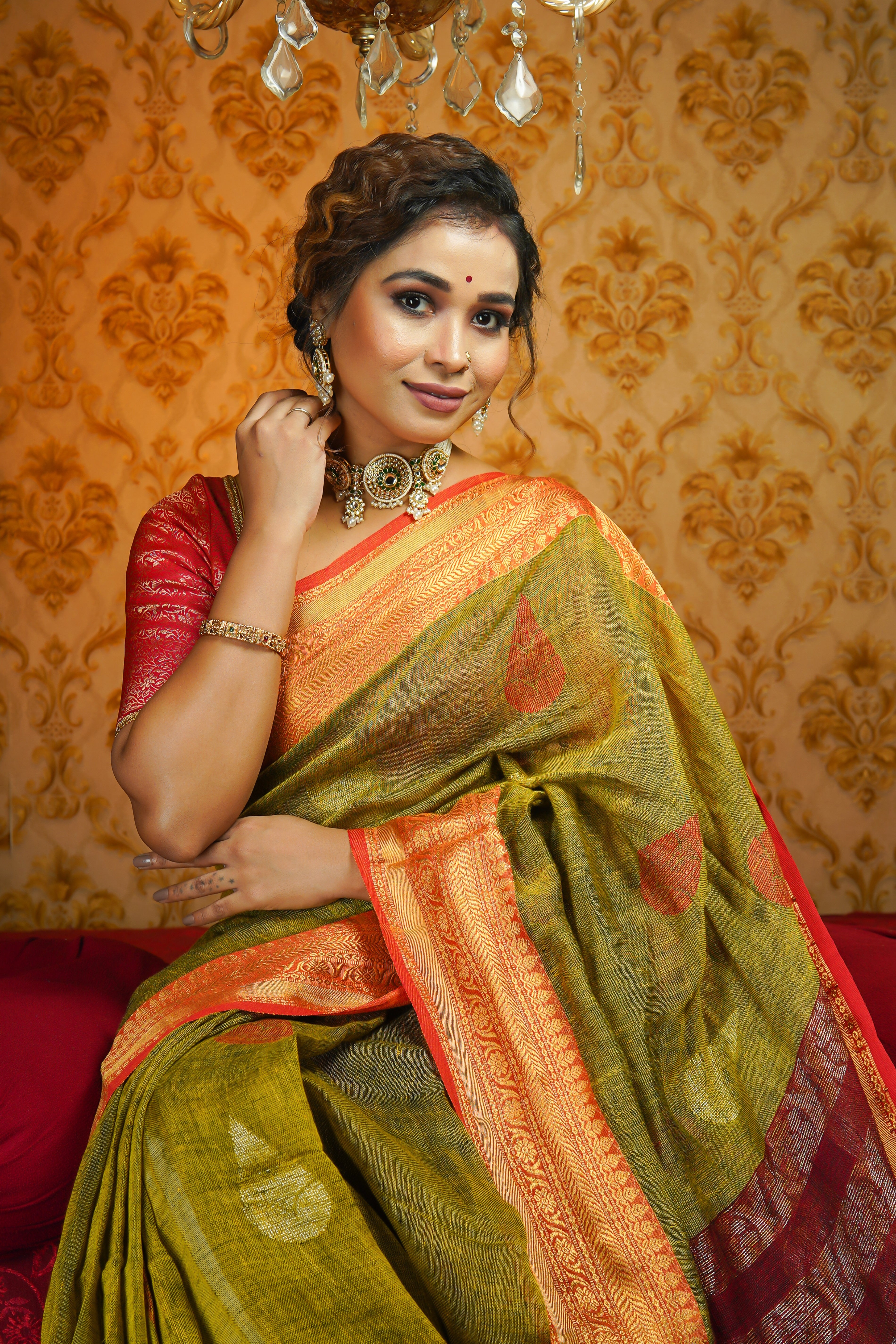 Olive Green & Rani Handwoven Linen Jamdani Saree