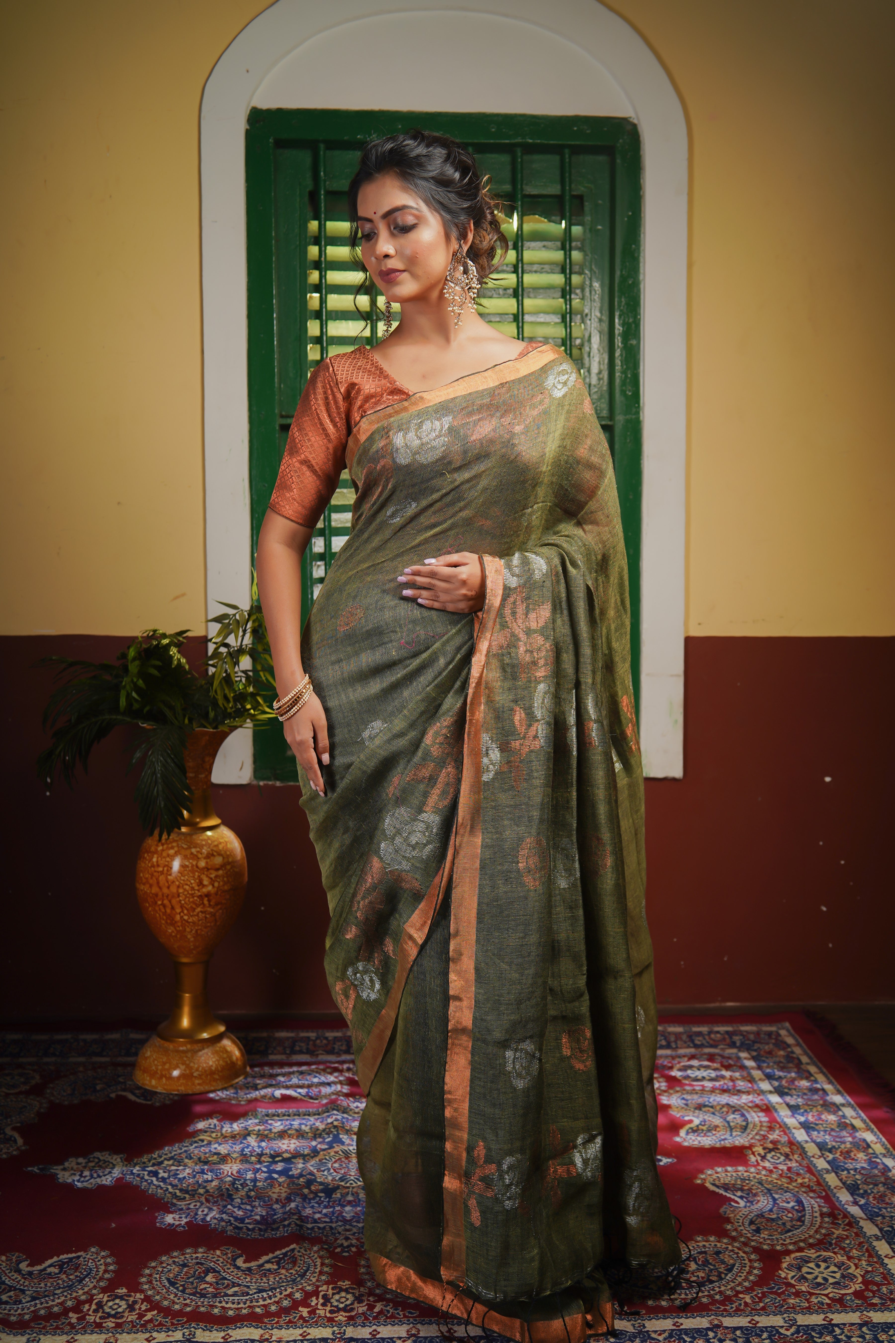 Olive Green Rose Linen Hand Woven Jamdani Saree