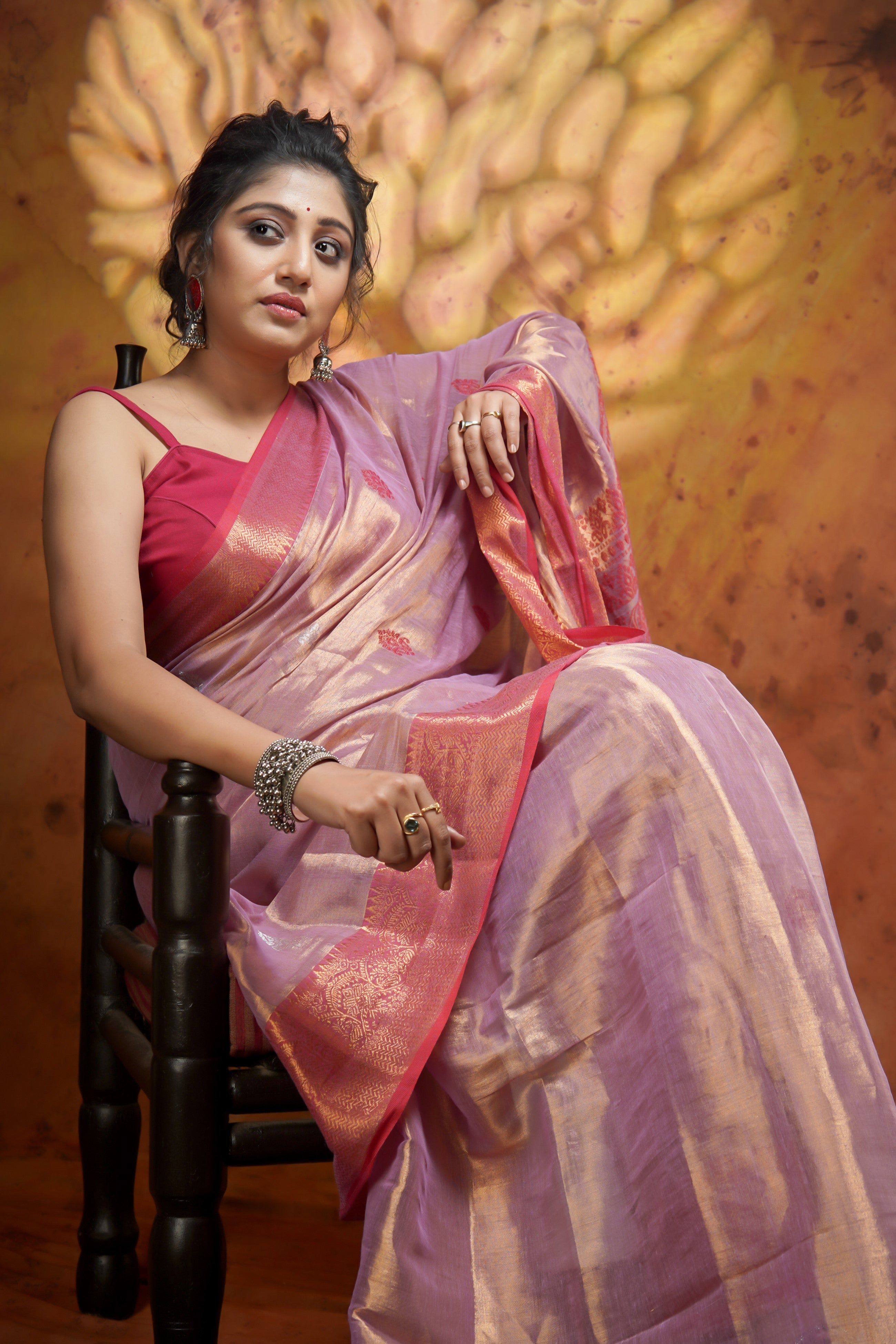 Metallic Pink Tissue Linen Handwoven Saree