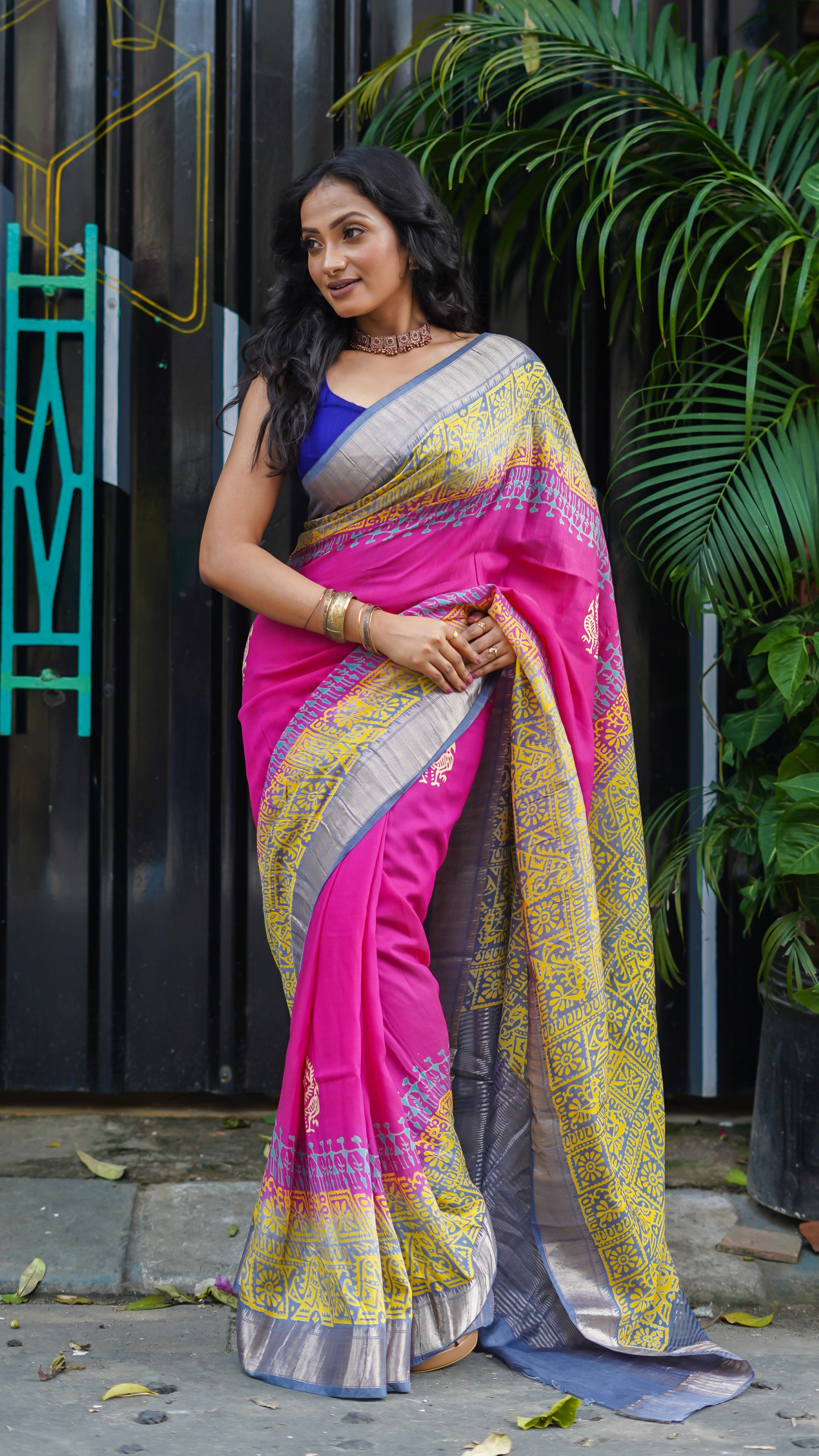 Rangoli Rani & grey pure dola silk saree