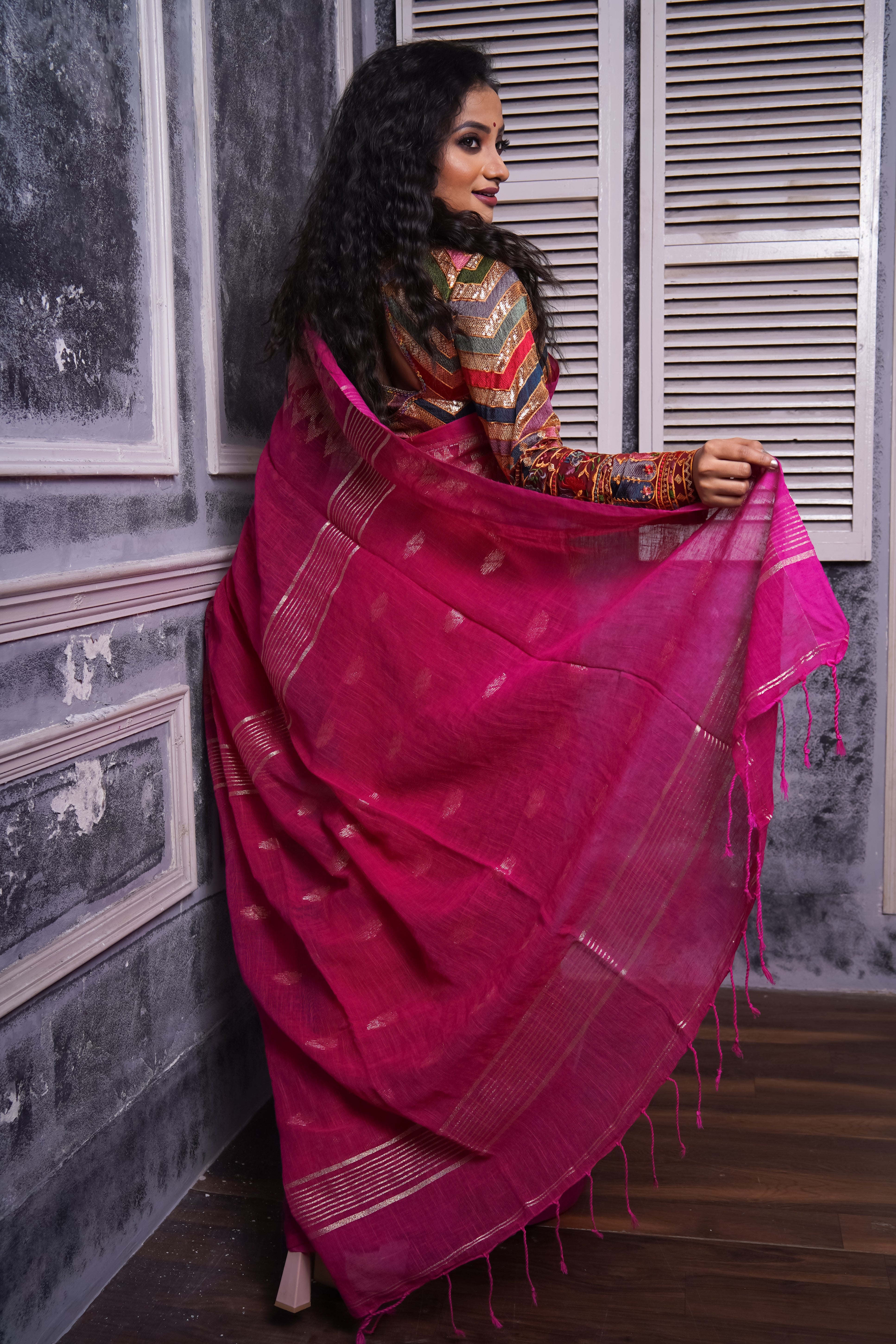 Rani karaat pure linen handwoven saree