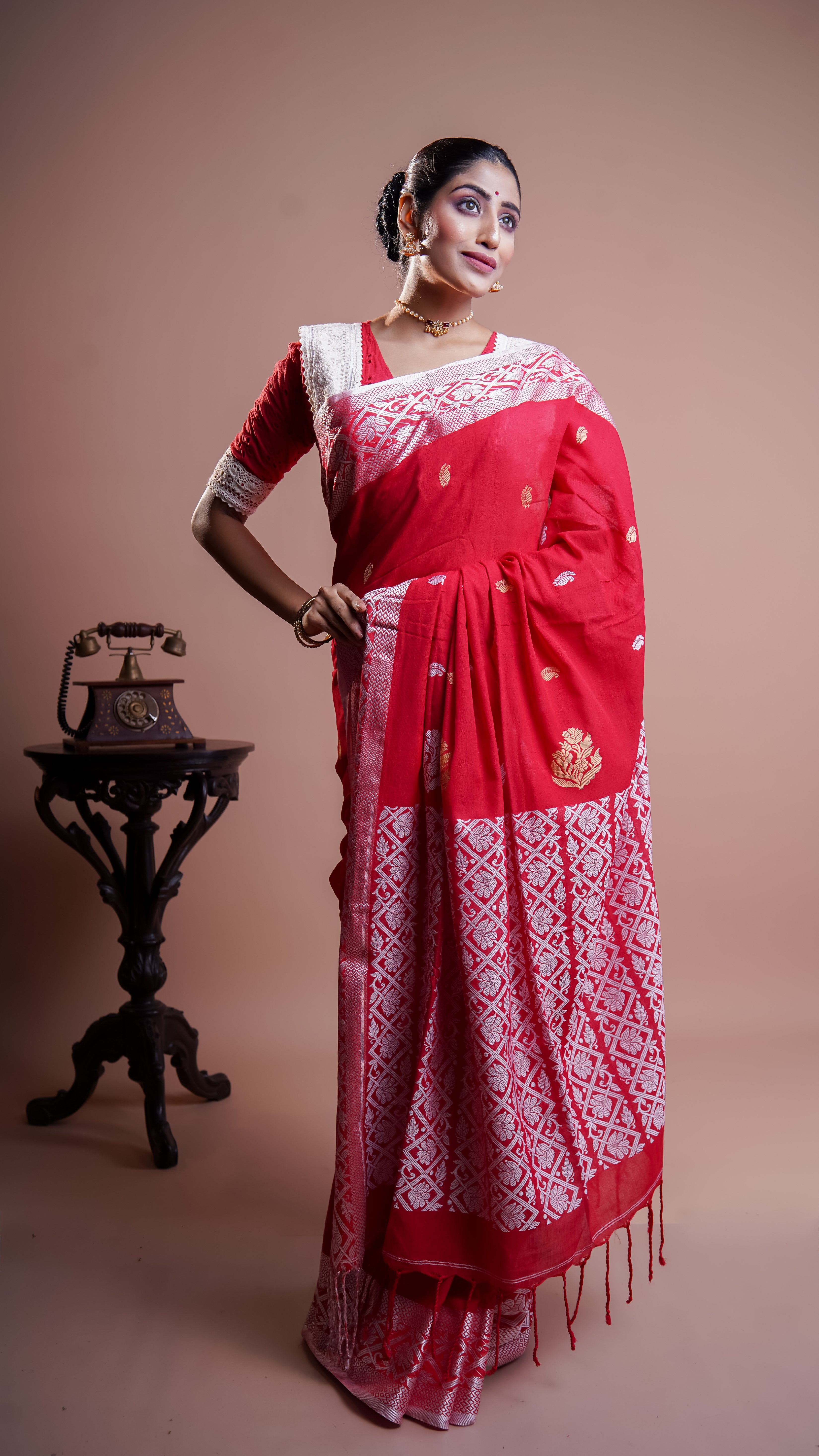 Red & white pure Mashrise Cotton handwoven saree