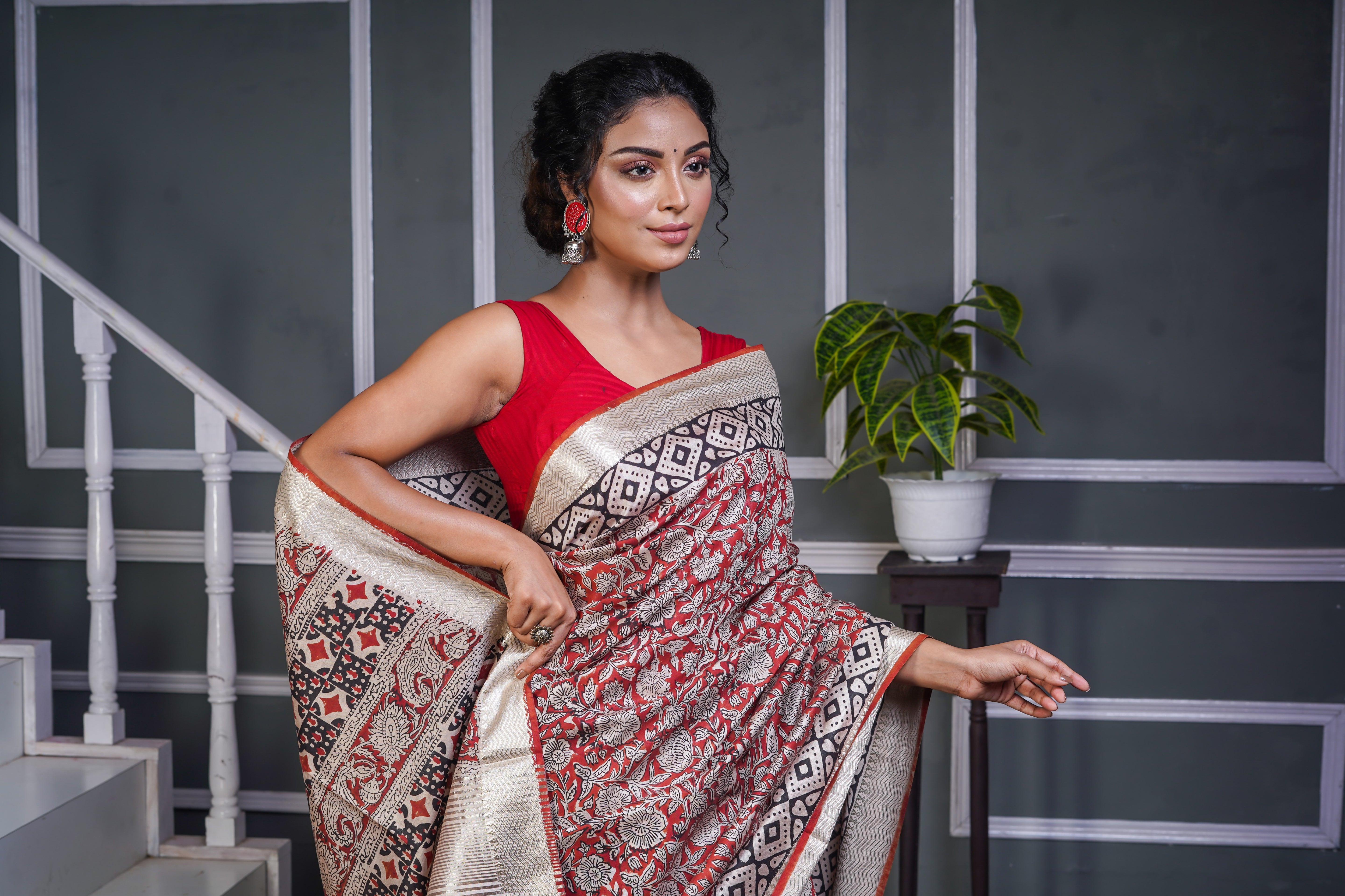 Red Pure Maheswari Silk Hand Block Sareee