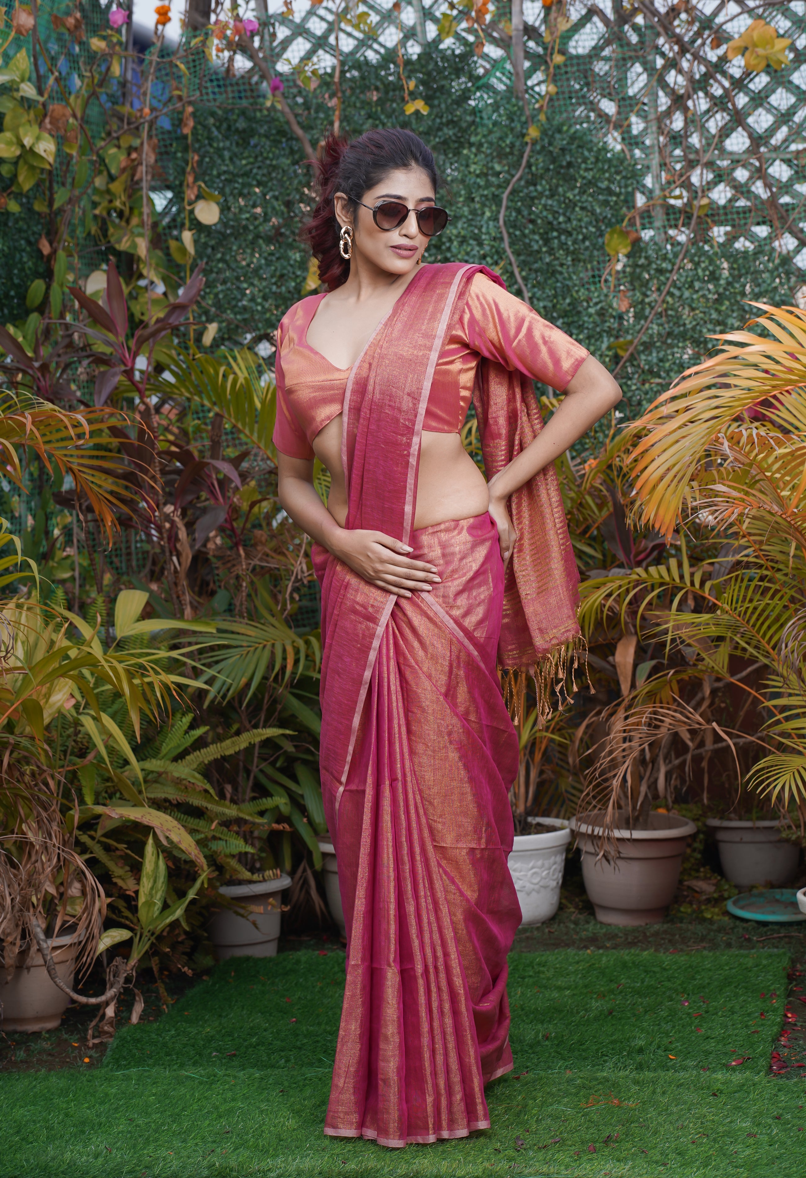 Dual Tone Tissue Linen Saree- Roseberry