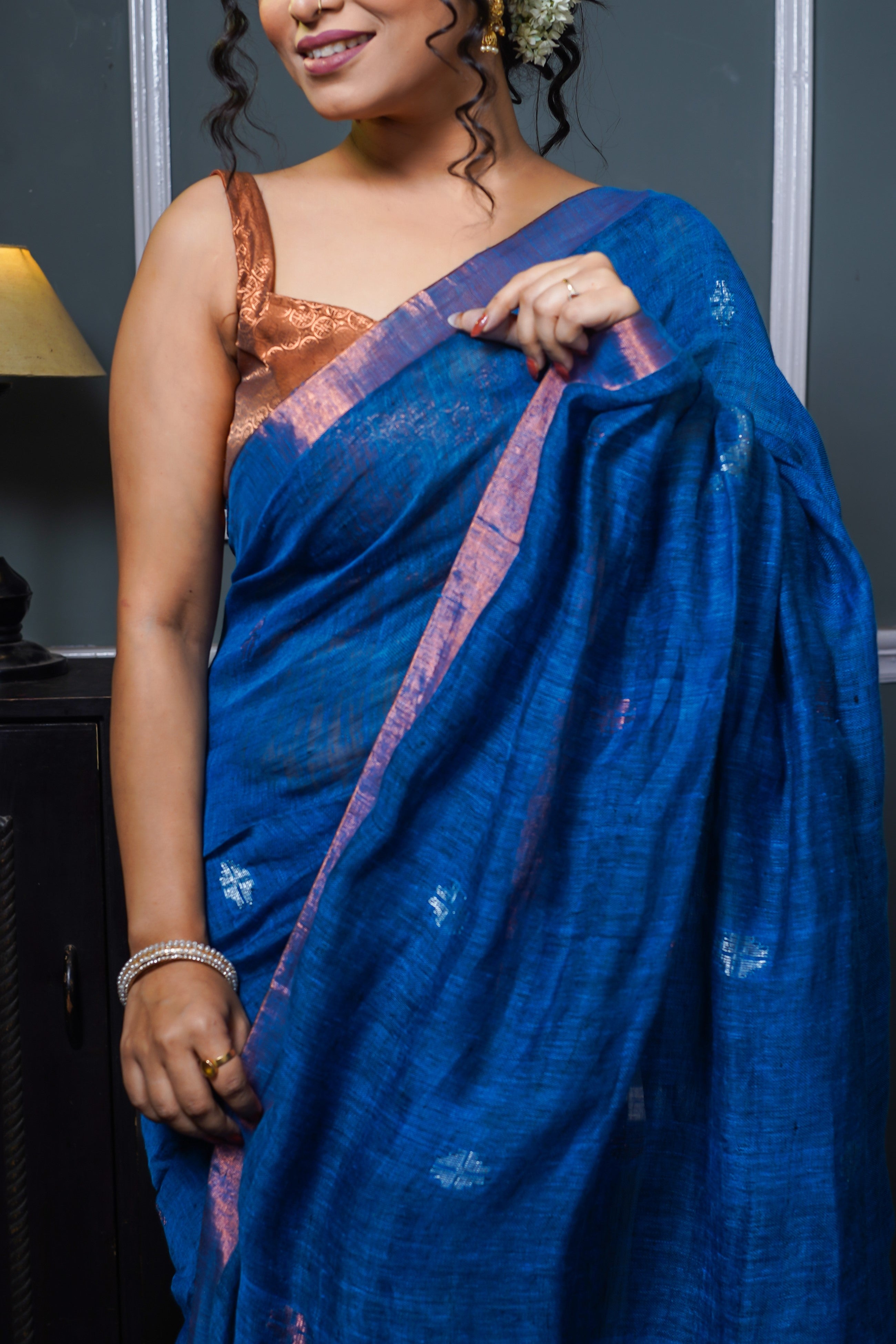 Royal blue sawstik linen hand woven jamdani saree