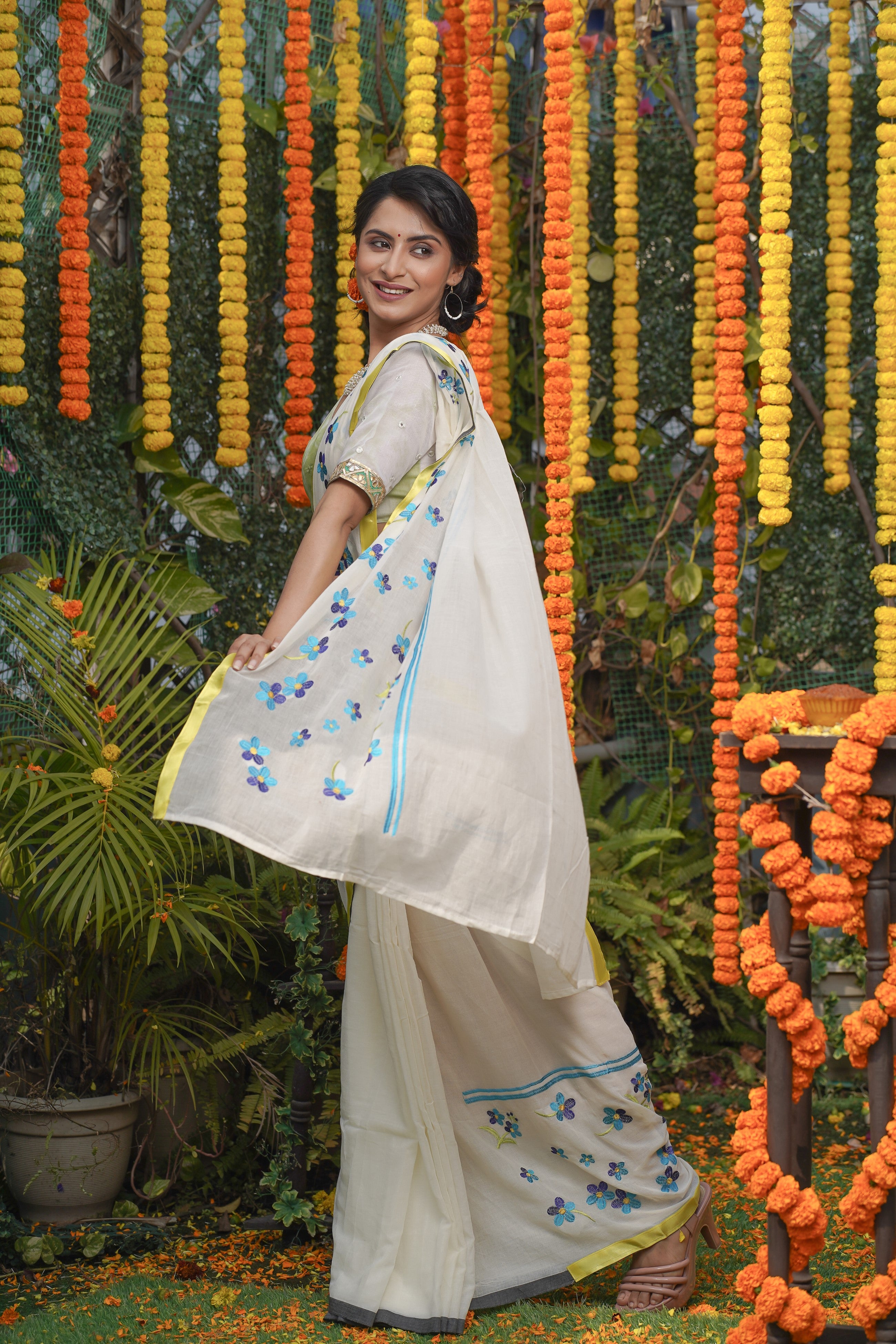 White Mul Mul Cotton Embroidery Saree