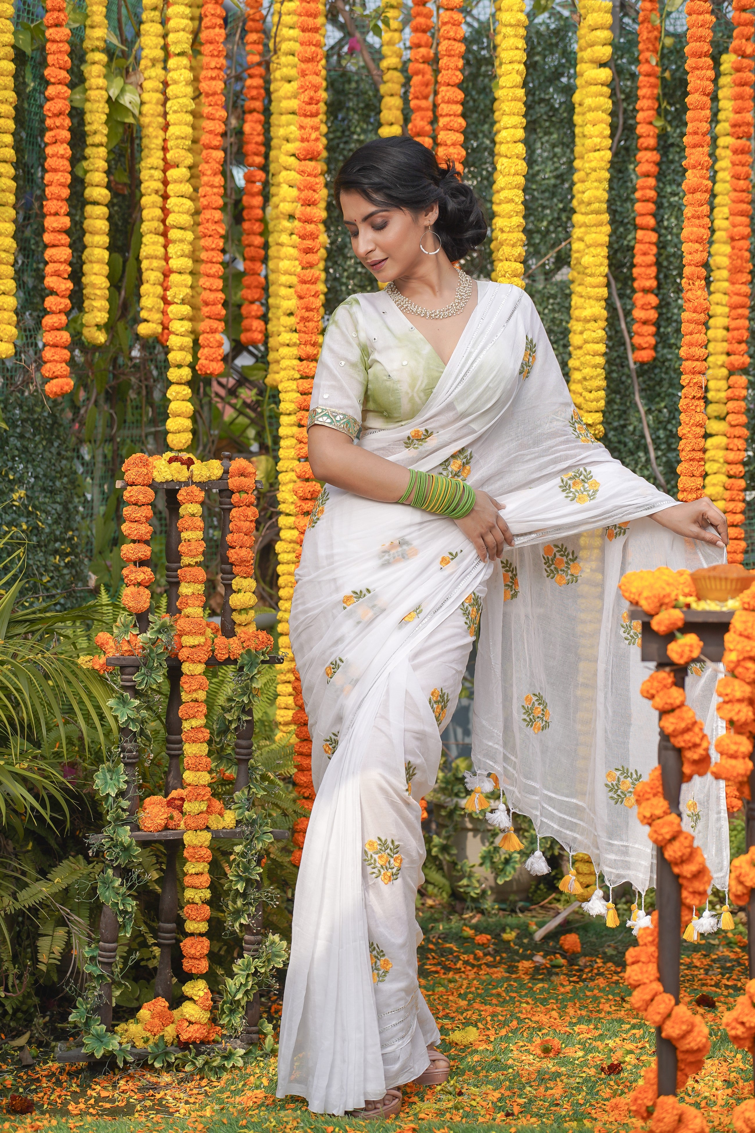 White Mulmul Cotton Embroidery Saree