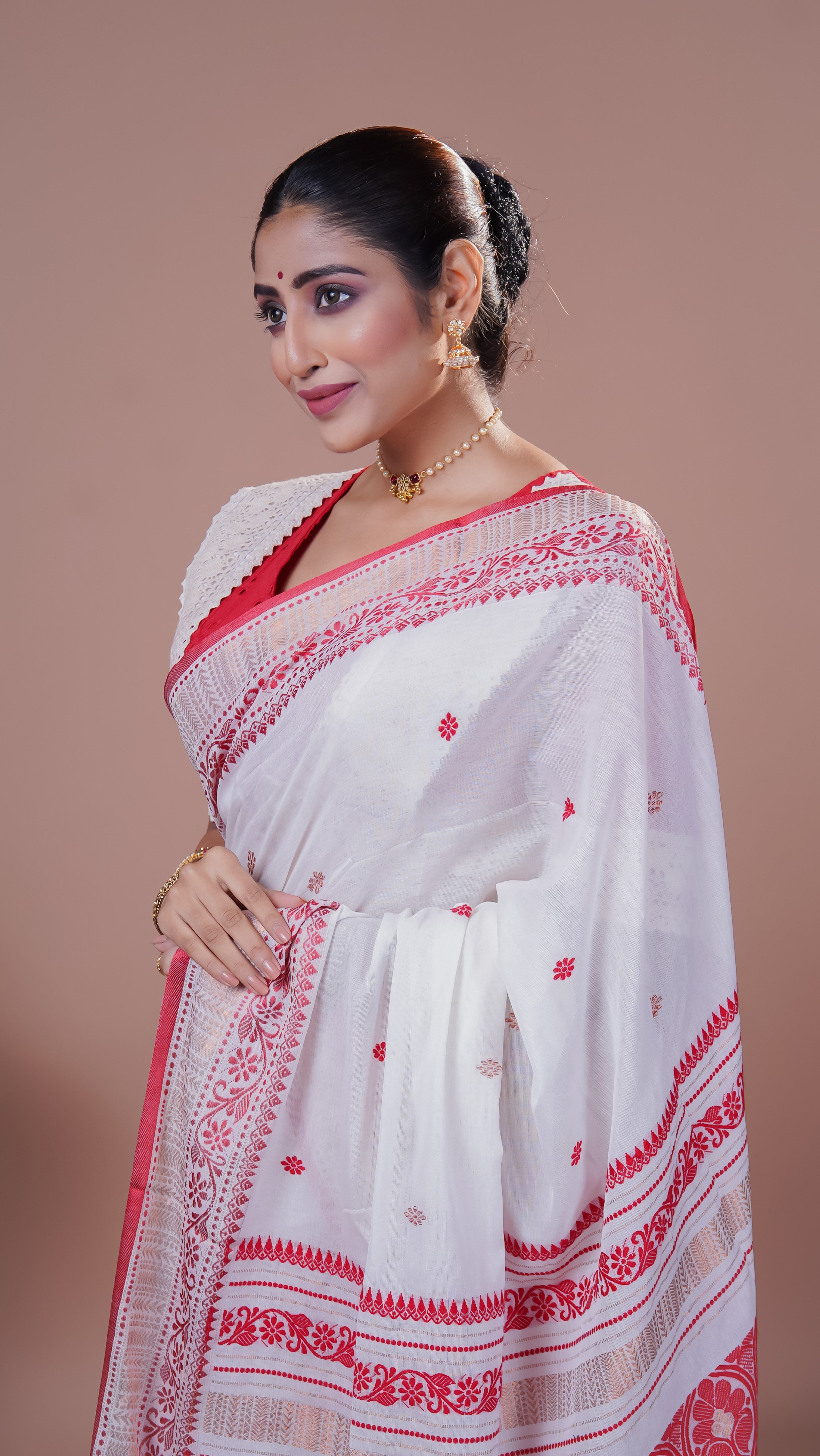 White & Red pure Mashrise Cotton handwoven saree