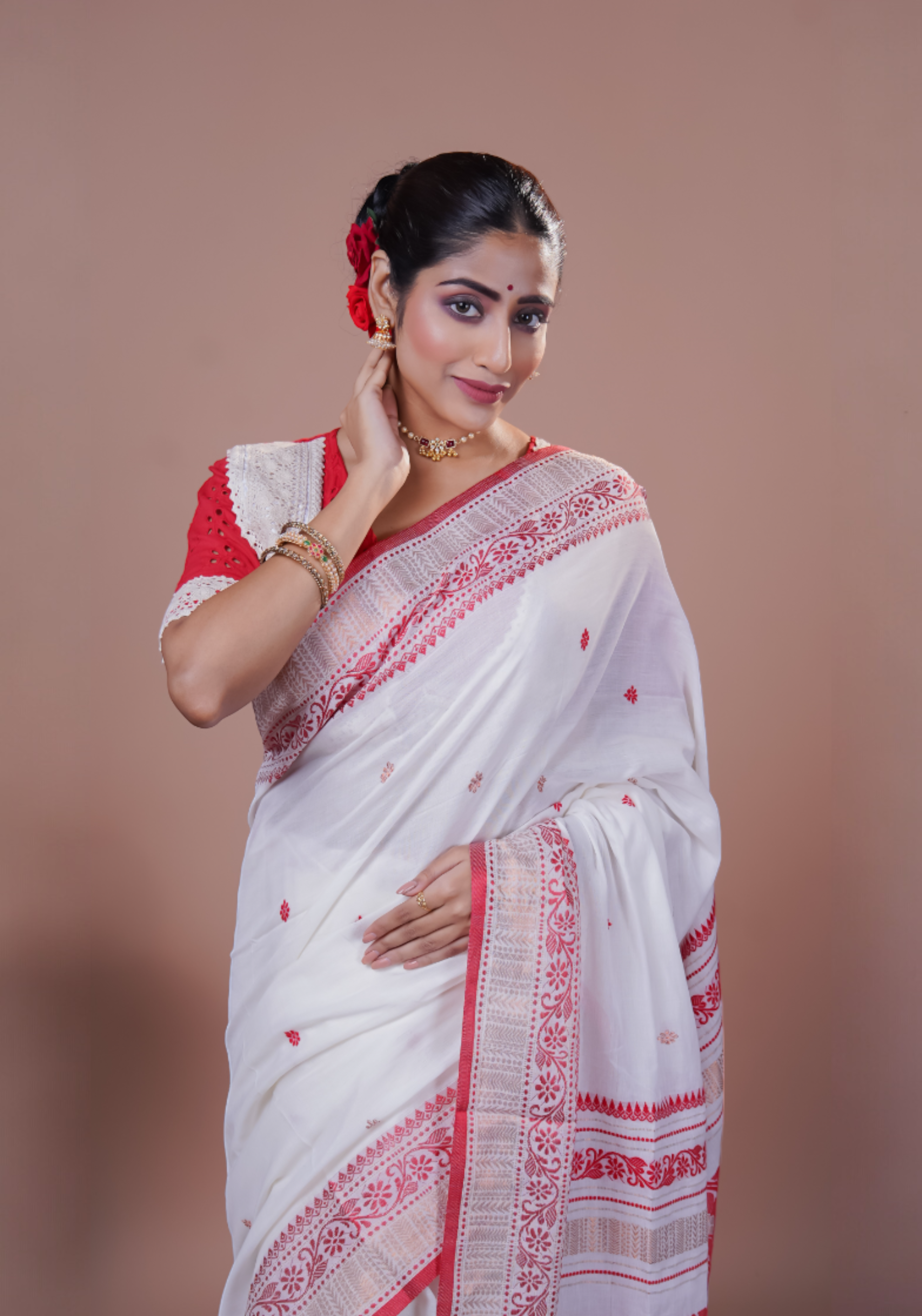 Pure Mashrise Cotton handwoven saree White & Red