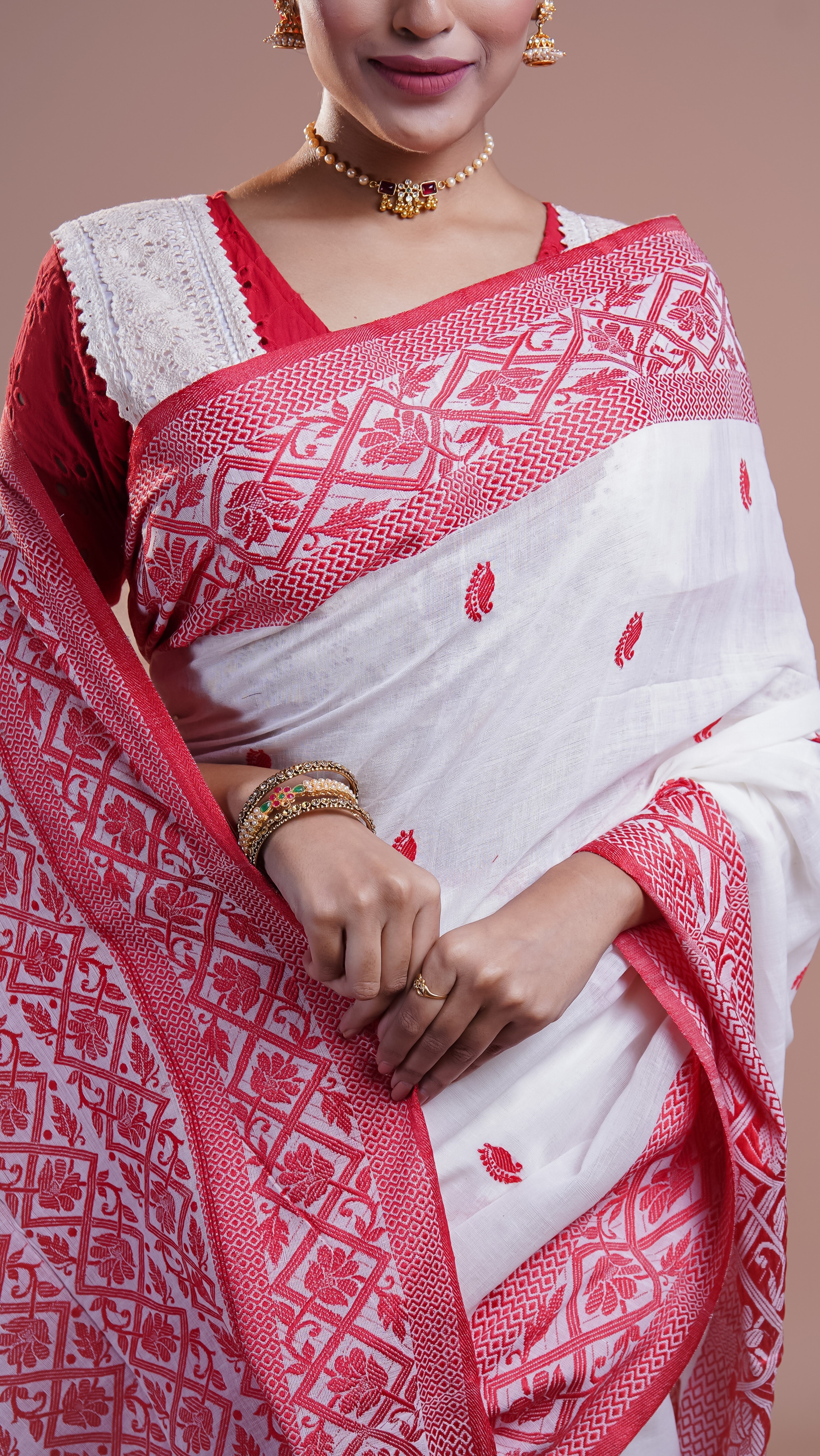 Pure Mashrise Cotton handwoven saree White & Red